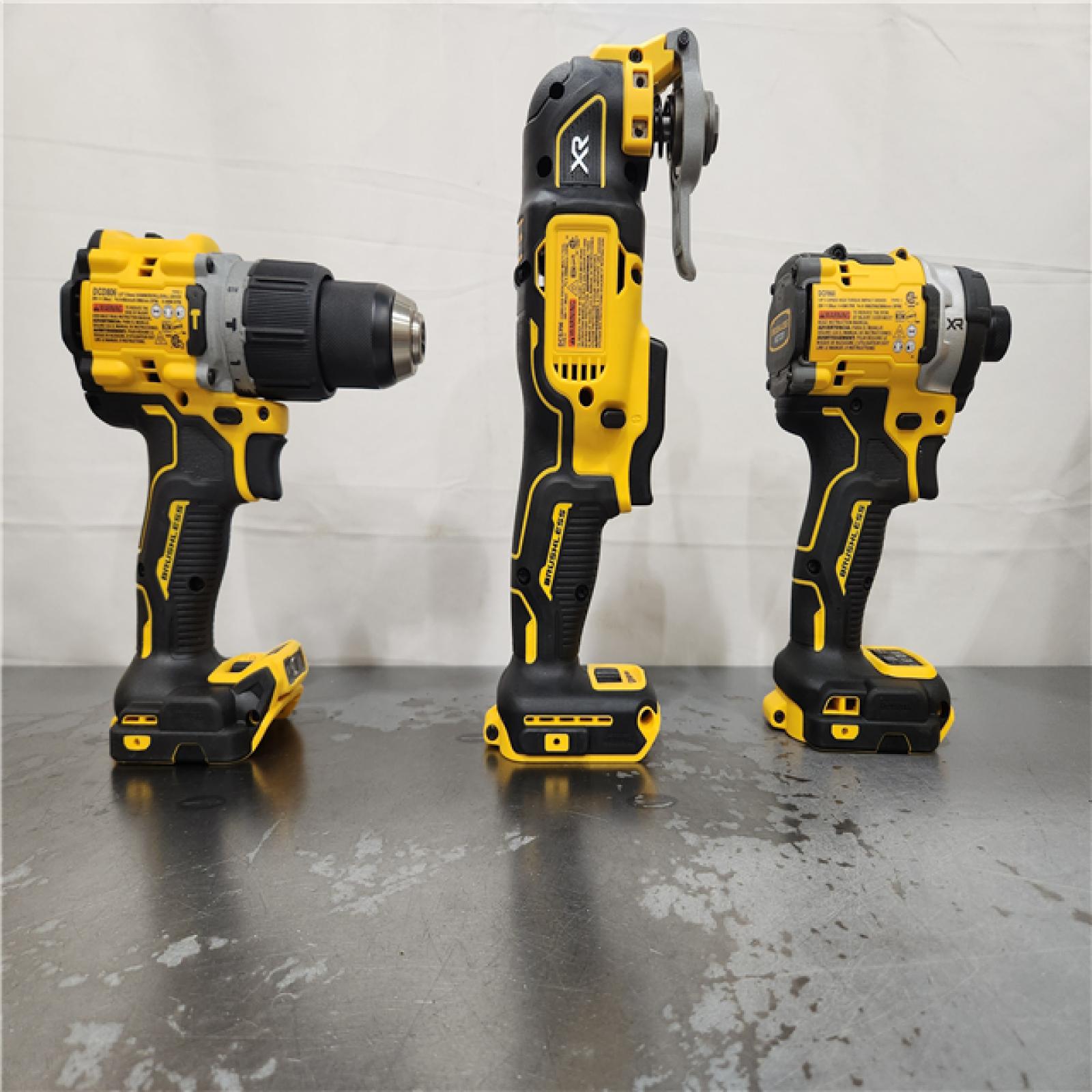 AS-IS- DEWALT 20V MAX Lithium-Ion Cordless 3-Tool Combo Kit