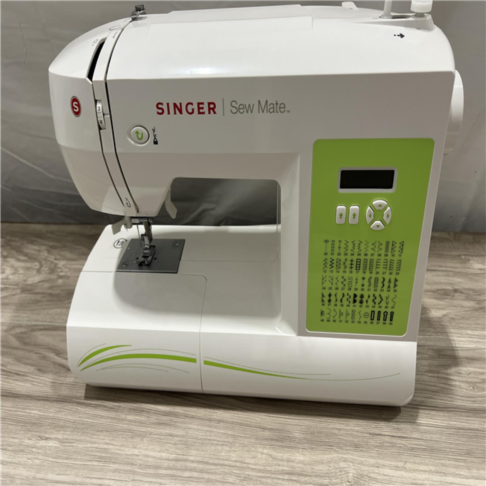 AS-IS SINGER Factory Serviced 5400 Fashion Mate 60-Stitch Electronic Sewing Machine