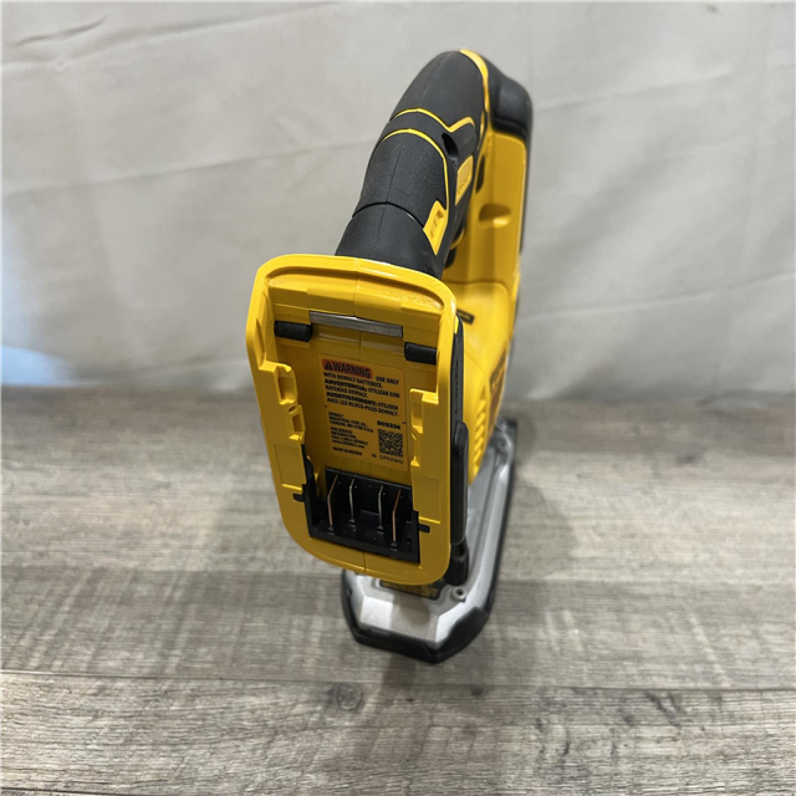 AS-IS DEWALT 20V MAX XR Cordless Brushless Jigsaw (Tool Only)