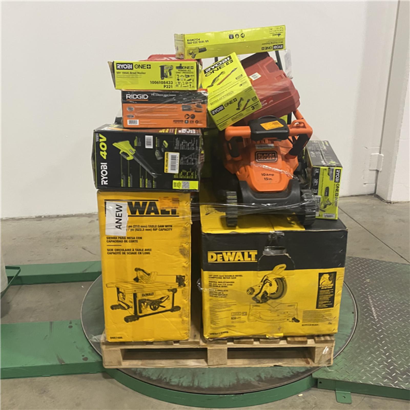 Dallas Location - As-Is Tool Pallet