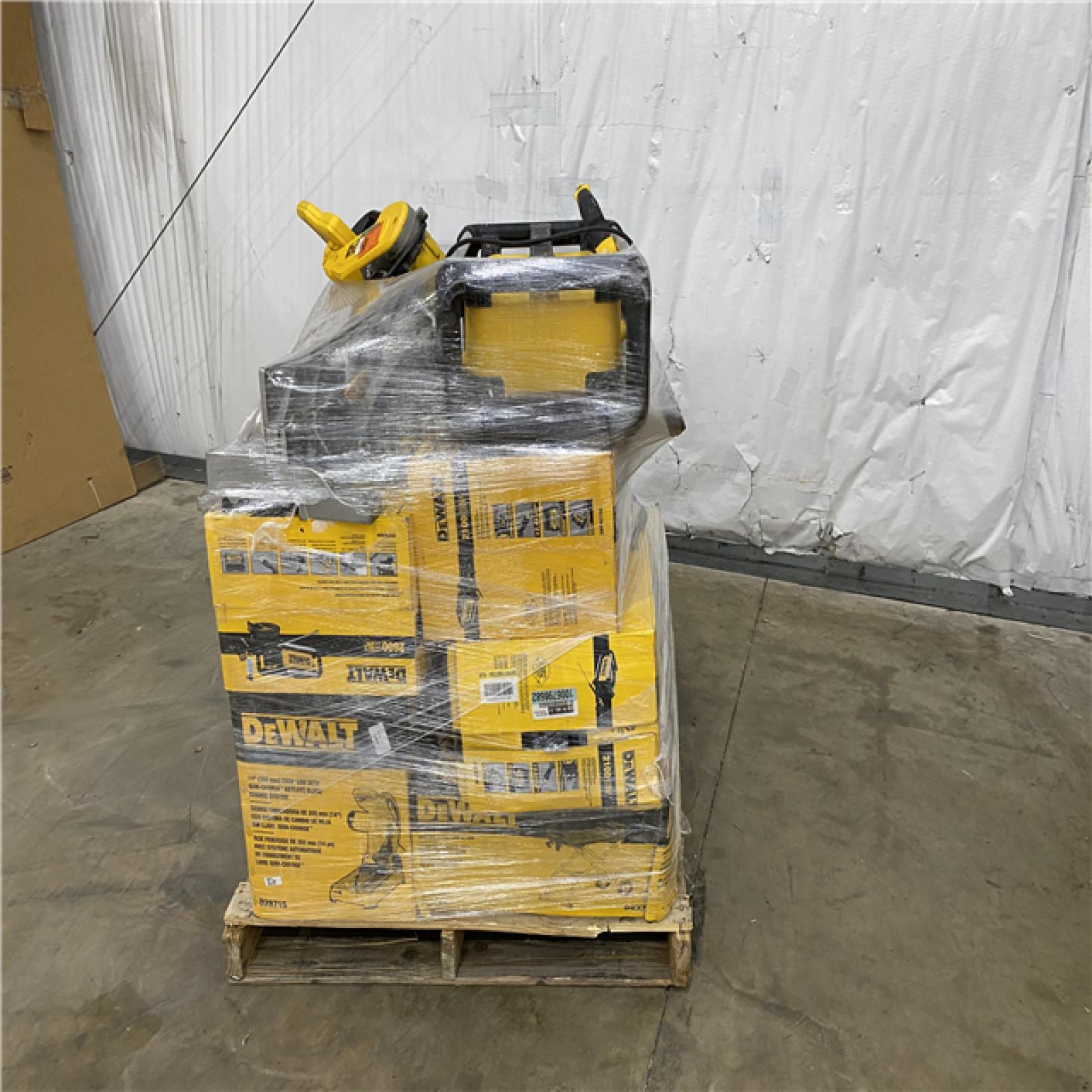 Houston Location AS IS - Tool Pallet