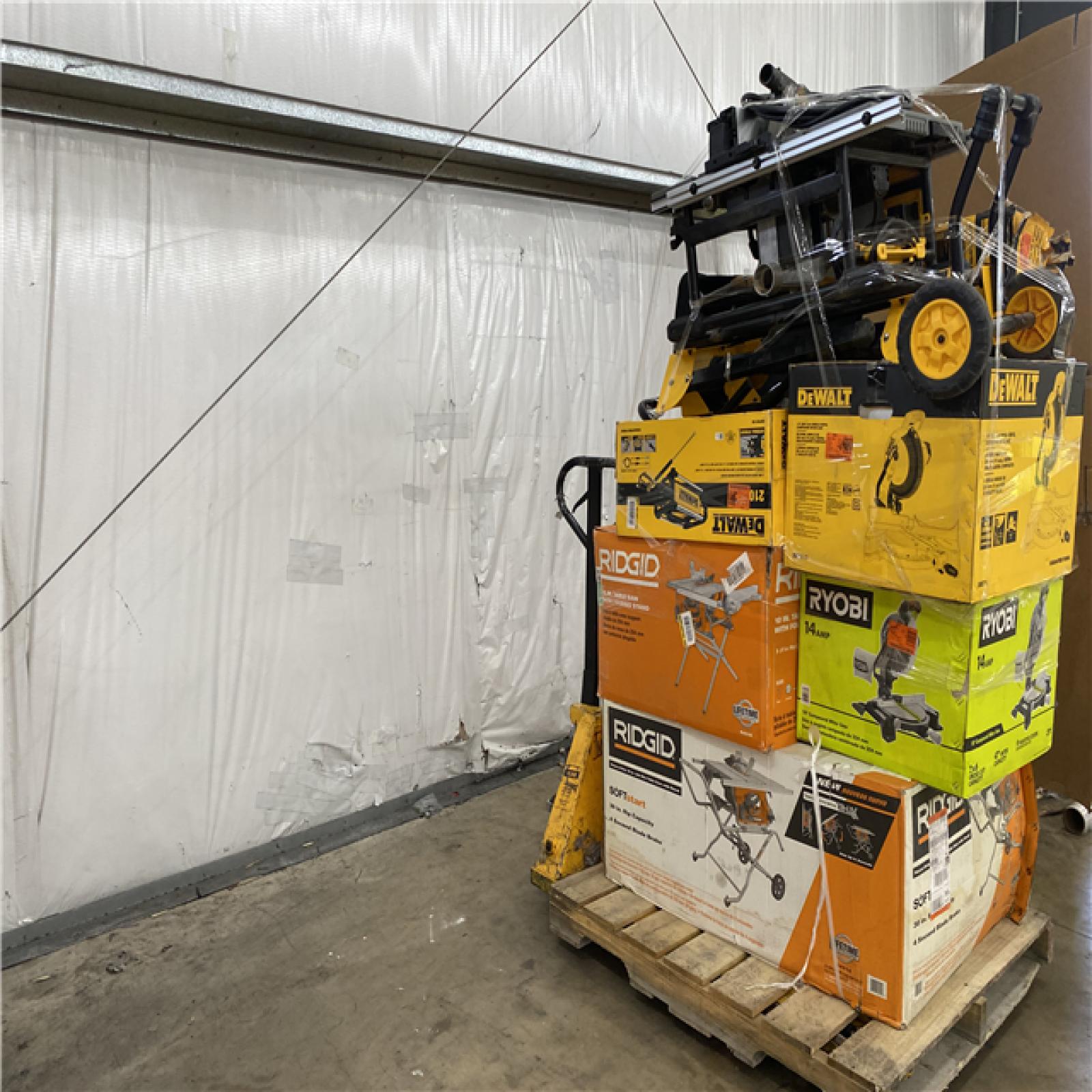 Houston Location AS IS - Tool Pallet