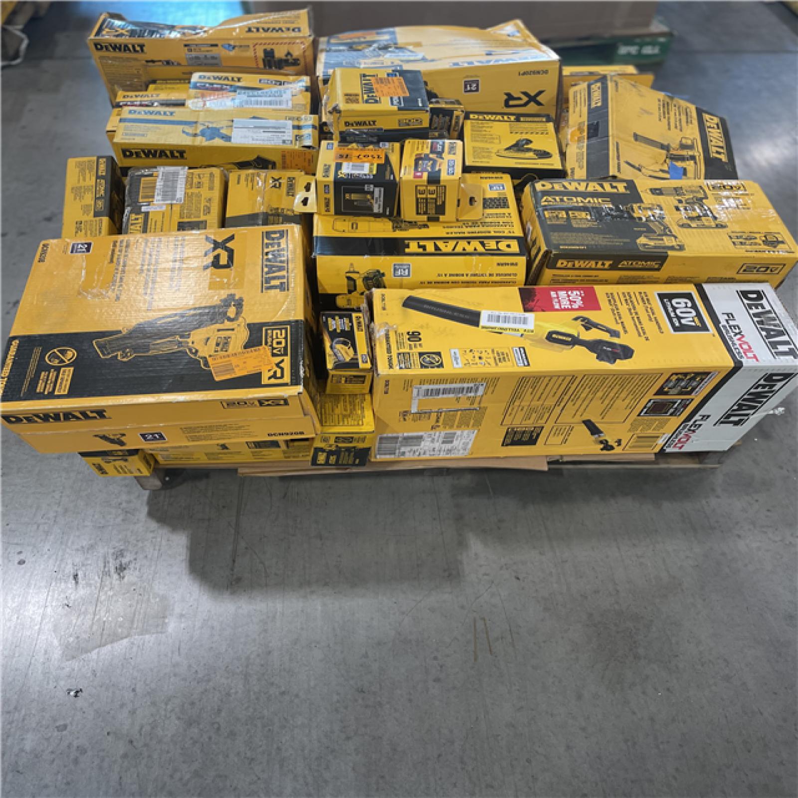 DALLAS LOCATION- AS-IS tool pallet