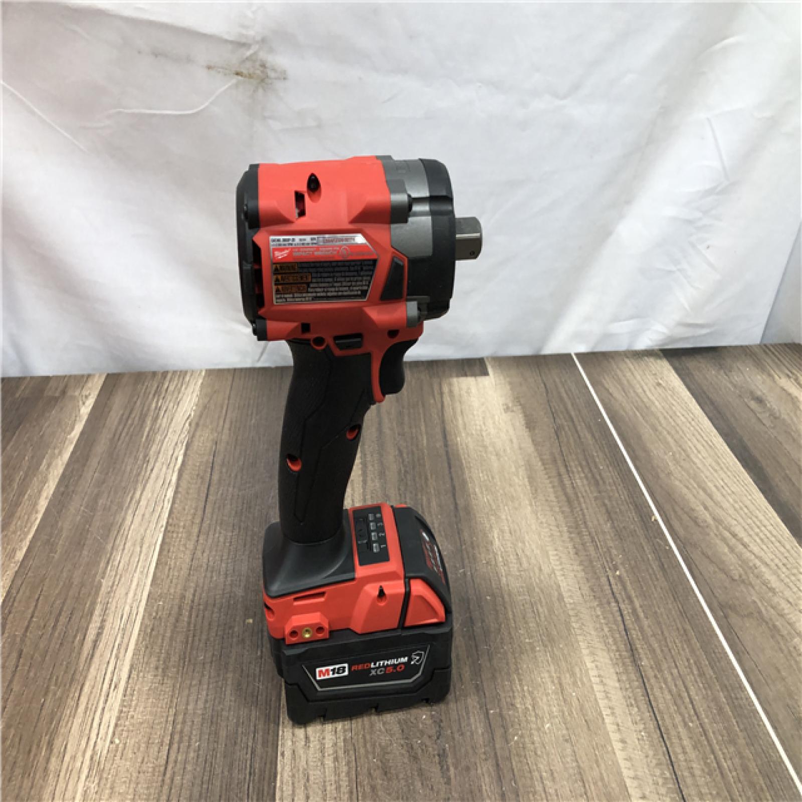 AS-IS Milwaukee M18 FUEL Brushless Cordless 1/2 Compact Impact Wrench W/ Pin Detent Kit