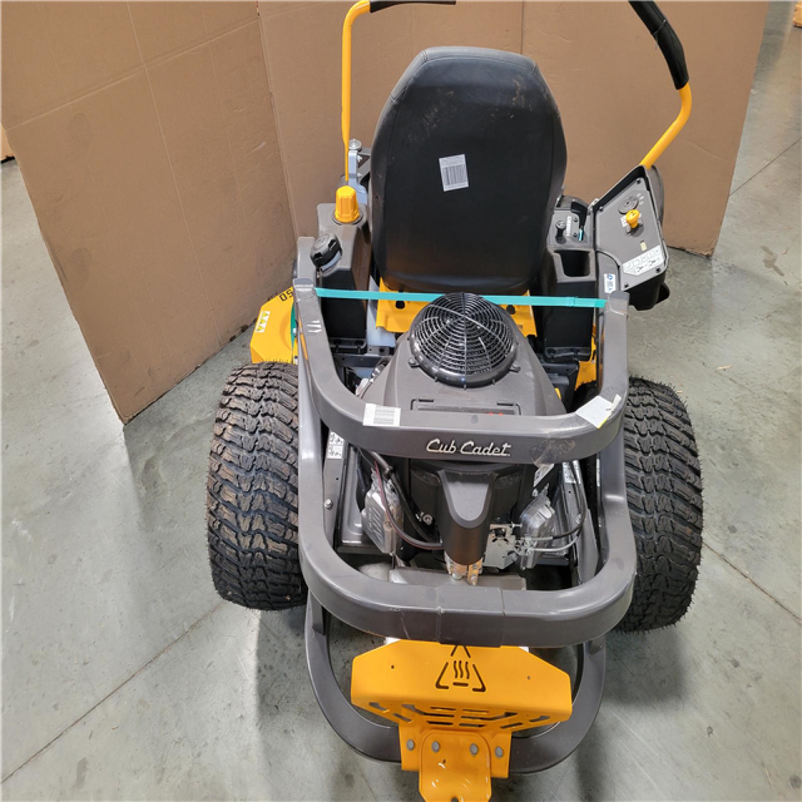 CALIFORNIA APPEARS NEW CUB CADET ULTIMA ZT2 50 SIT DOWN RIDING LAWN MOWER