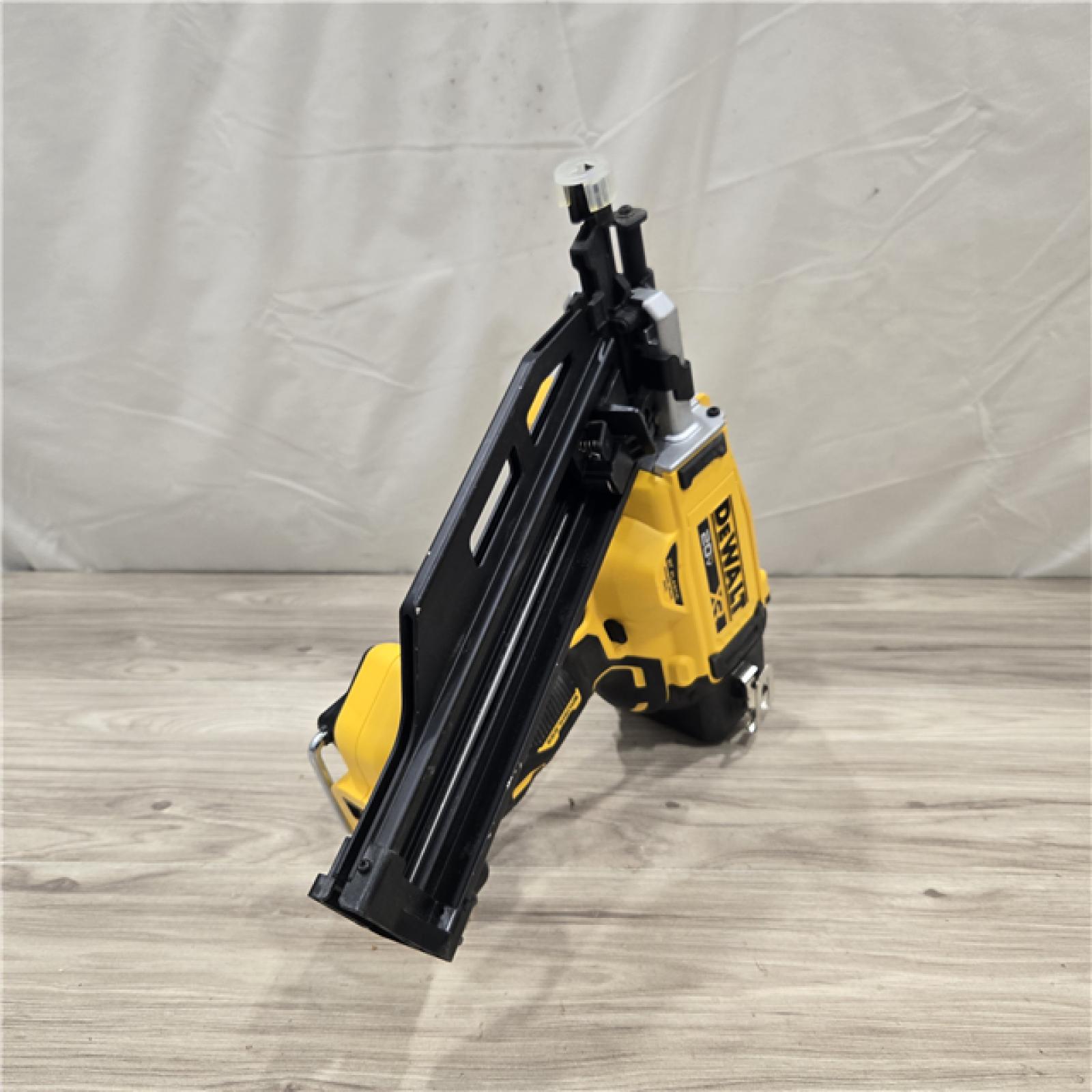 AS-IS DEWALT 20-Volt 21° Cordless Framing Nailer (Tool-Only)