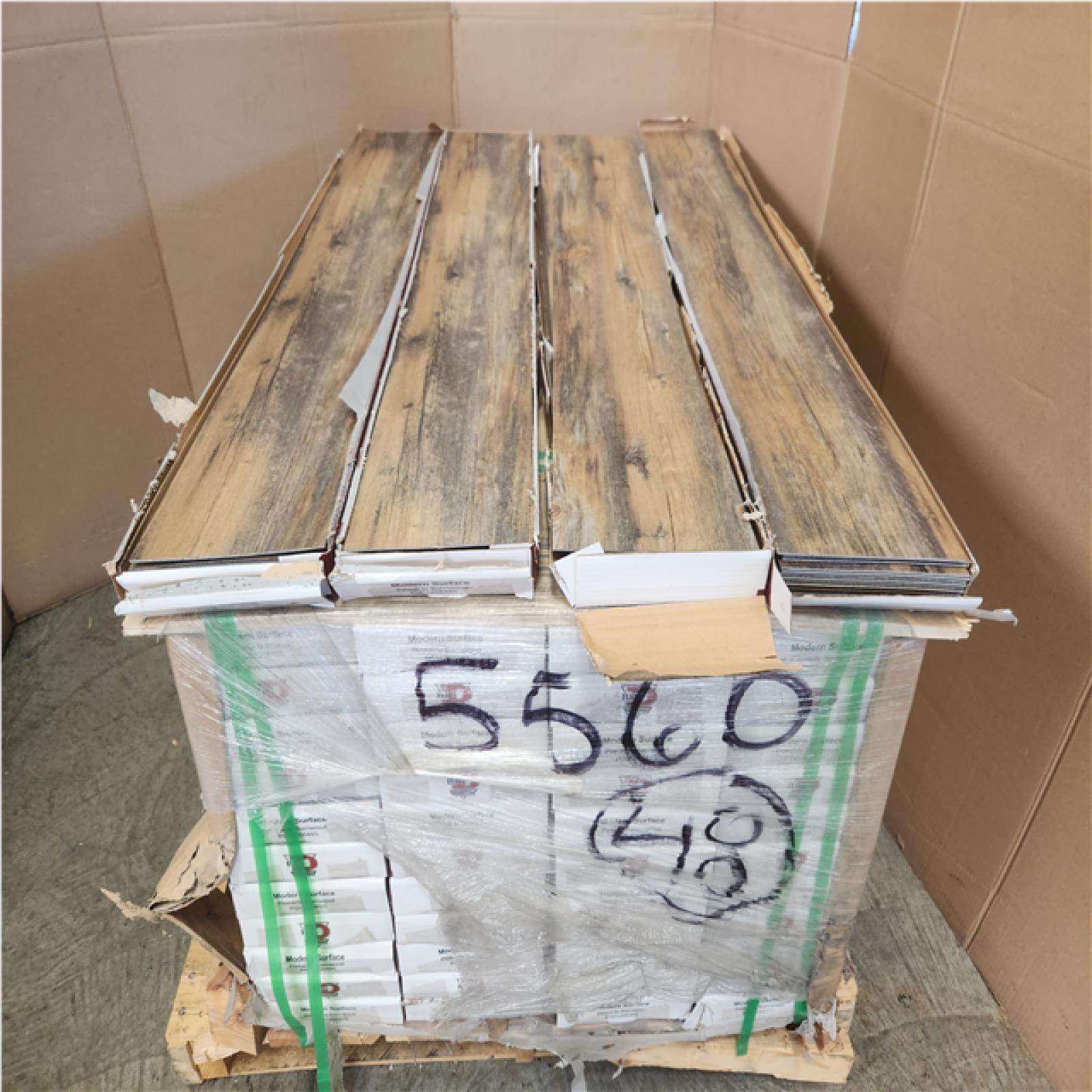 Phoenix NEW Big D Floor Covering Pinnacle Barnwood Vinyl Flooring Pallet of 48