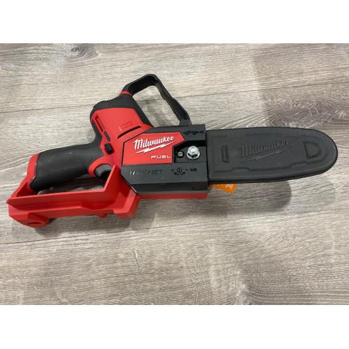 AS-IS Milwaukee FUEL 6 in. 12V Lithium-Ion Brushless Cordless Pruning Saw HATCHET (Tool-Only)