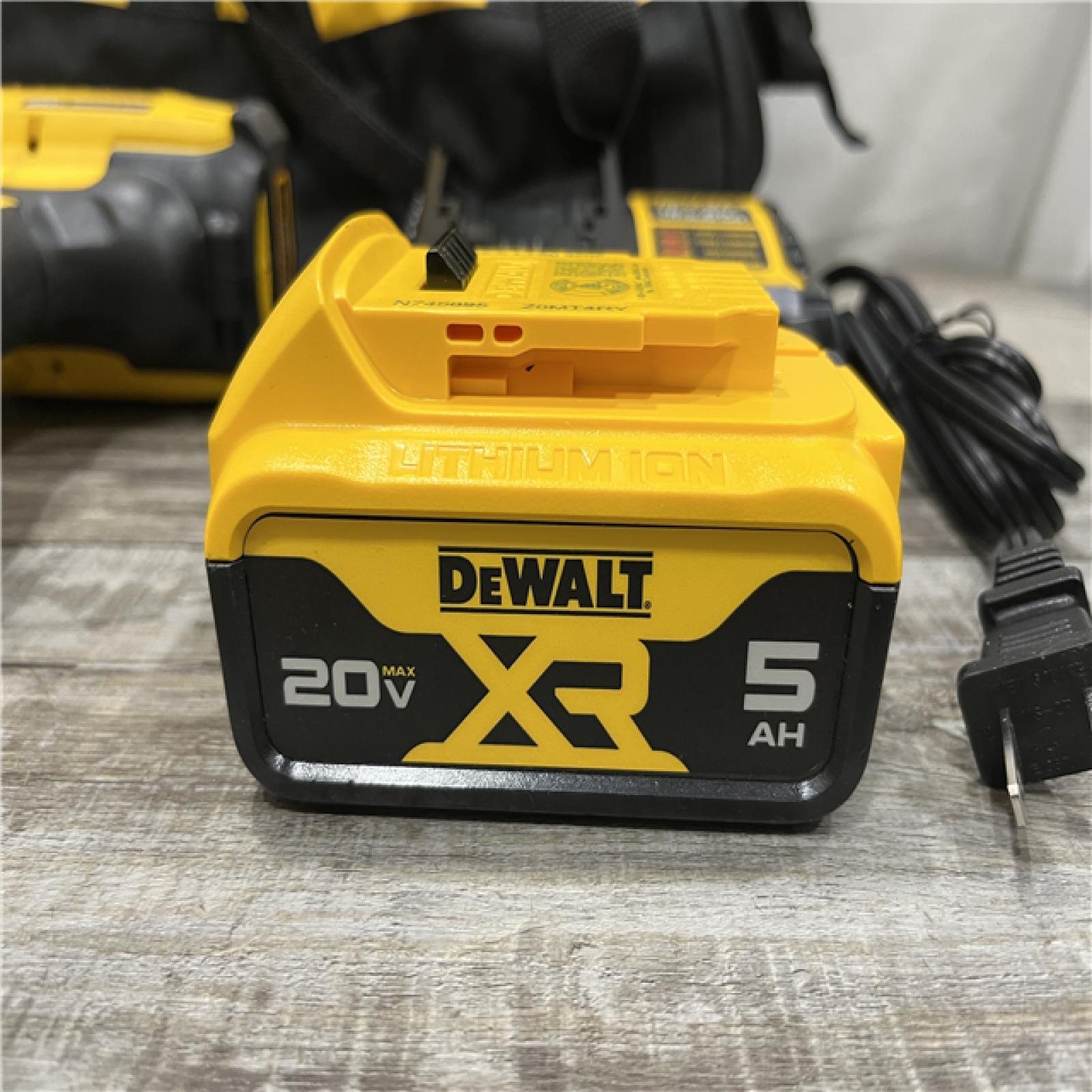 AS-IS DEWALT 20V MAX Lithium-Ion Cordless 1/2 in. Impact Wrench Kit