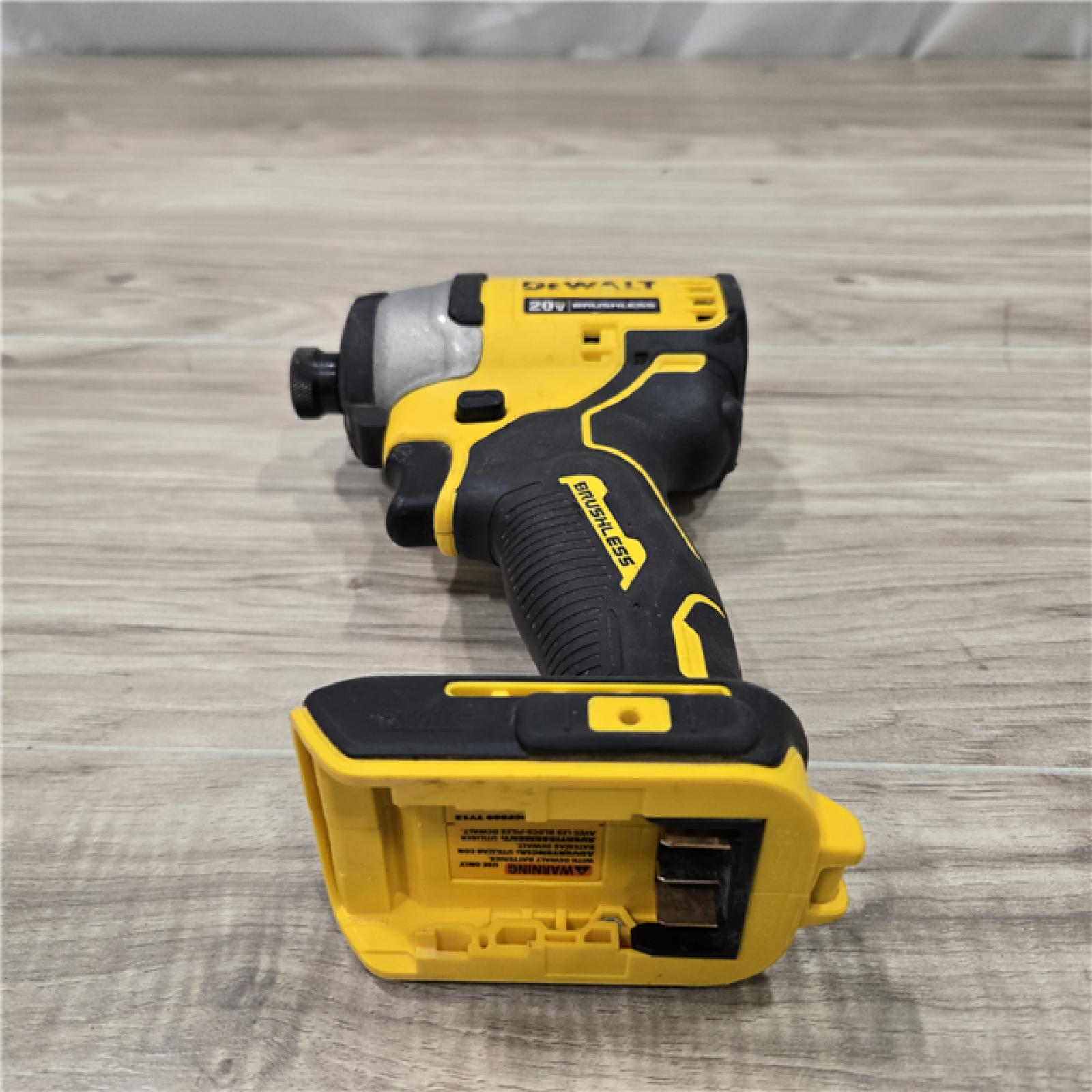 AS-IS DeWALT ATOMIC 20V MAX Cordless Compact Impact Driver Kit