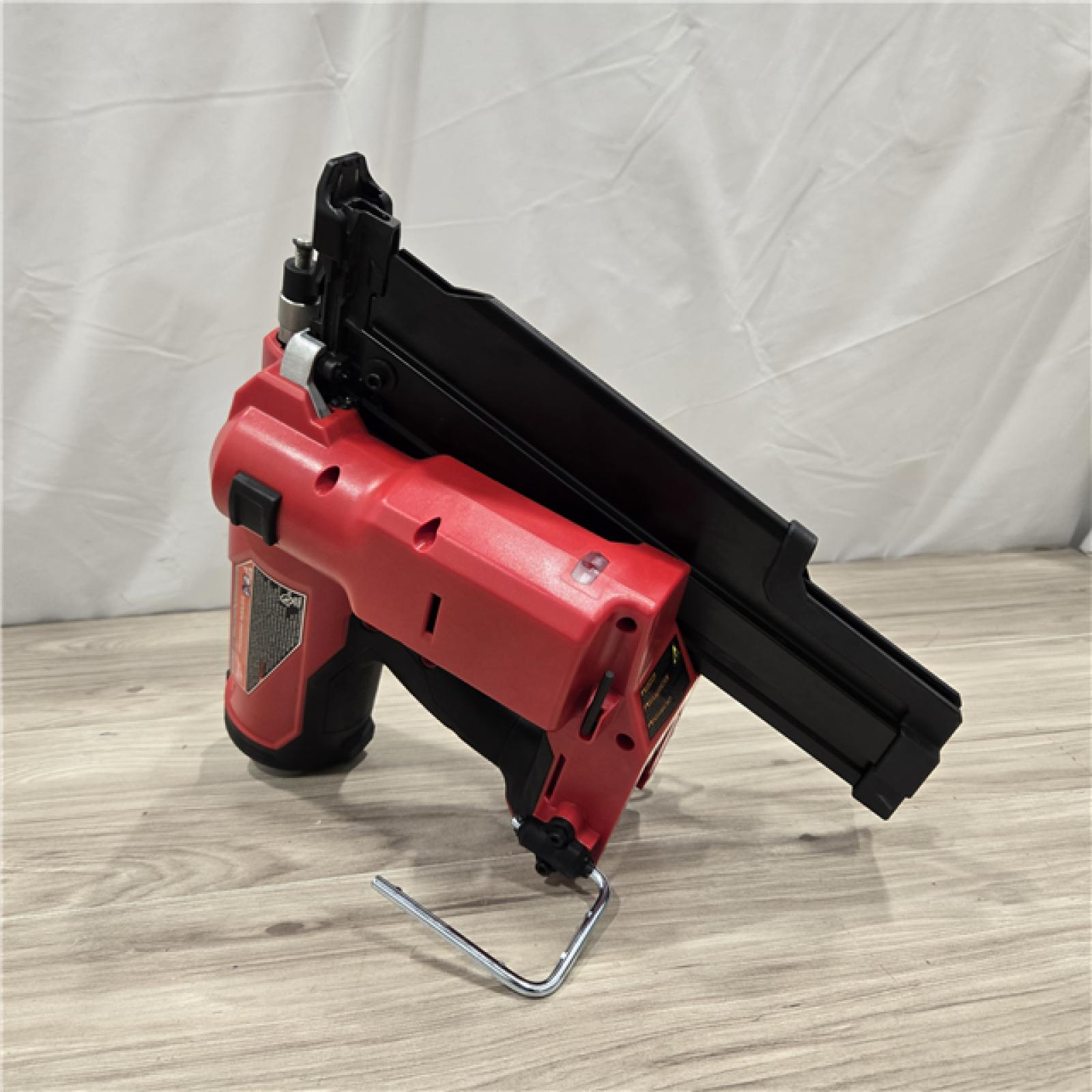 AS-IS Milwaukee 2744-20 M18 FUEL 3-1/2 in. 18V 21-Degree Cordless Framing Nailer (Tool-Only)