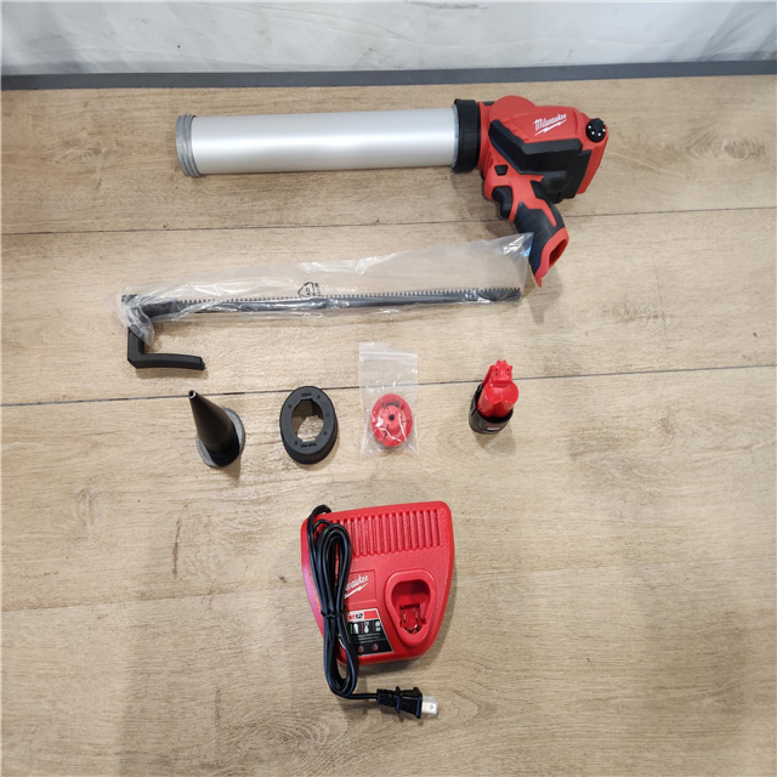 LIKE-NEW- Milwaukee 12V Lithium-ion Cordless 20 oz. Aluminum Barrel Adhesive and Caulk Gun Kit