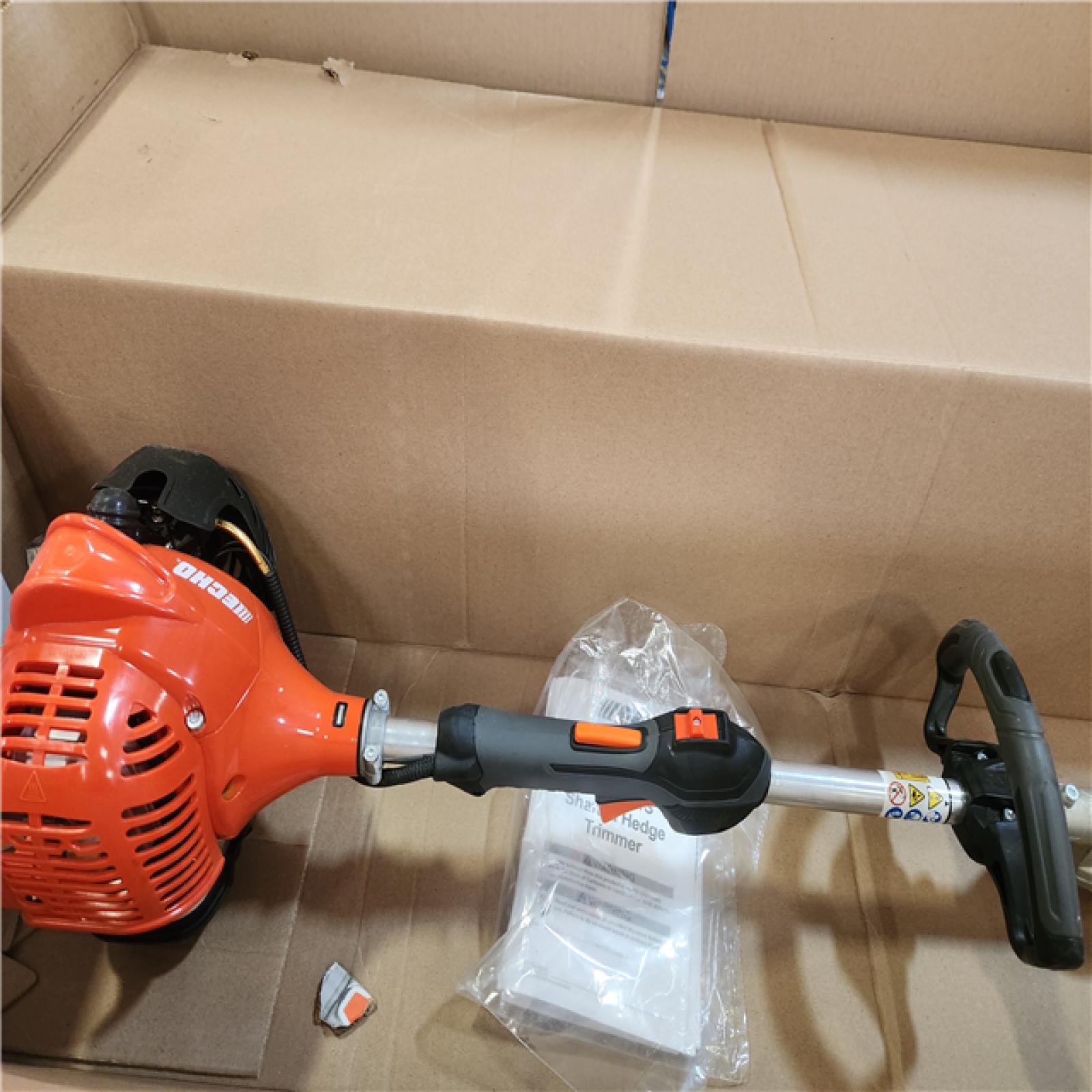 Phoenix LIKE NEW  ECHO 21 in. 21.2 cc Gas 2-Stroke Hedge Trimmer with 20 in. Shaft