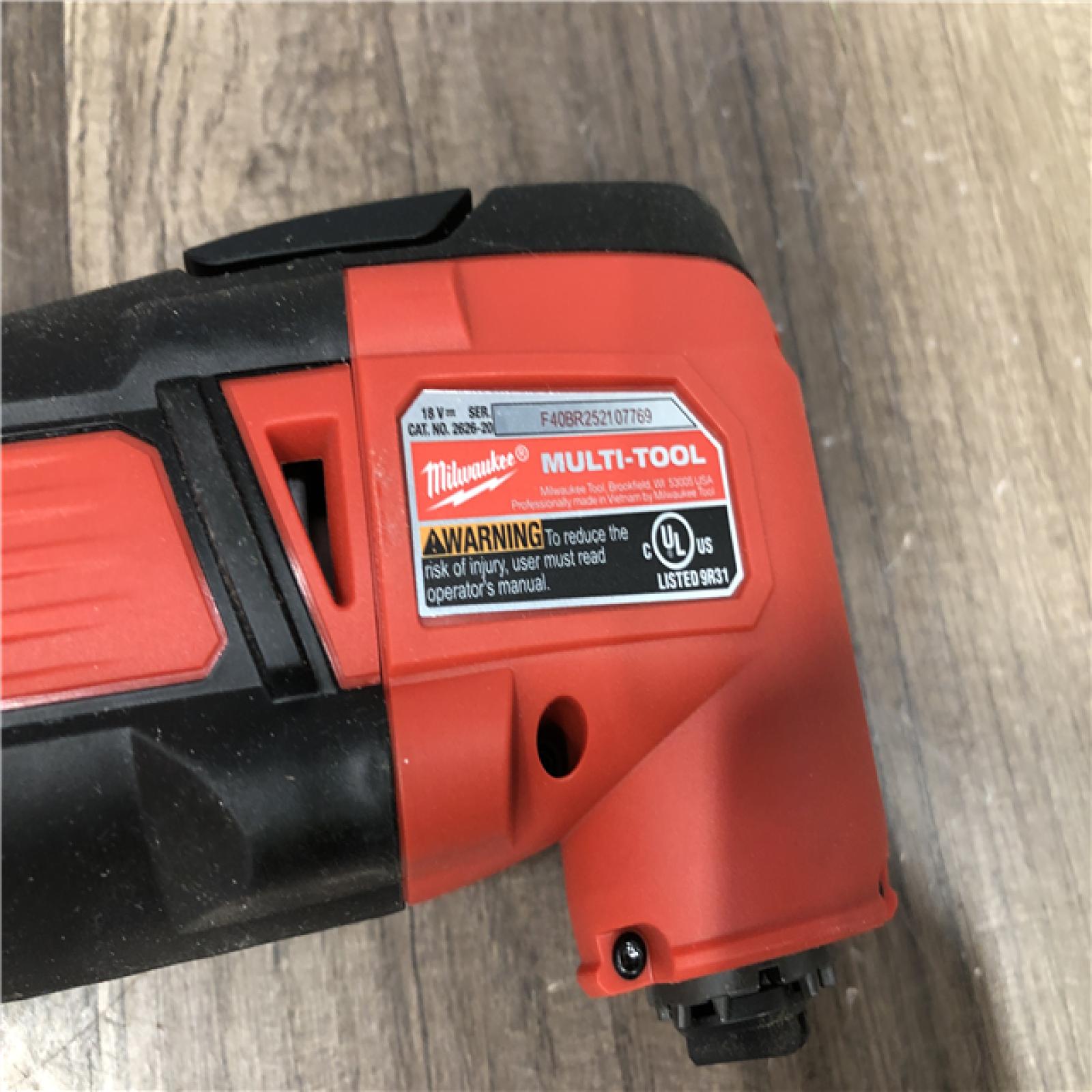 AS-IS Milwaukee 18V Lithium-Ion Cordless Oscillating Multi-Tool (Tool-Only)