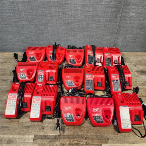 HOUSTON LOCATION - AS-IS MILWAUKEE BATTERY CHARGER PACK QTY - 15
