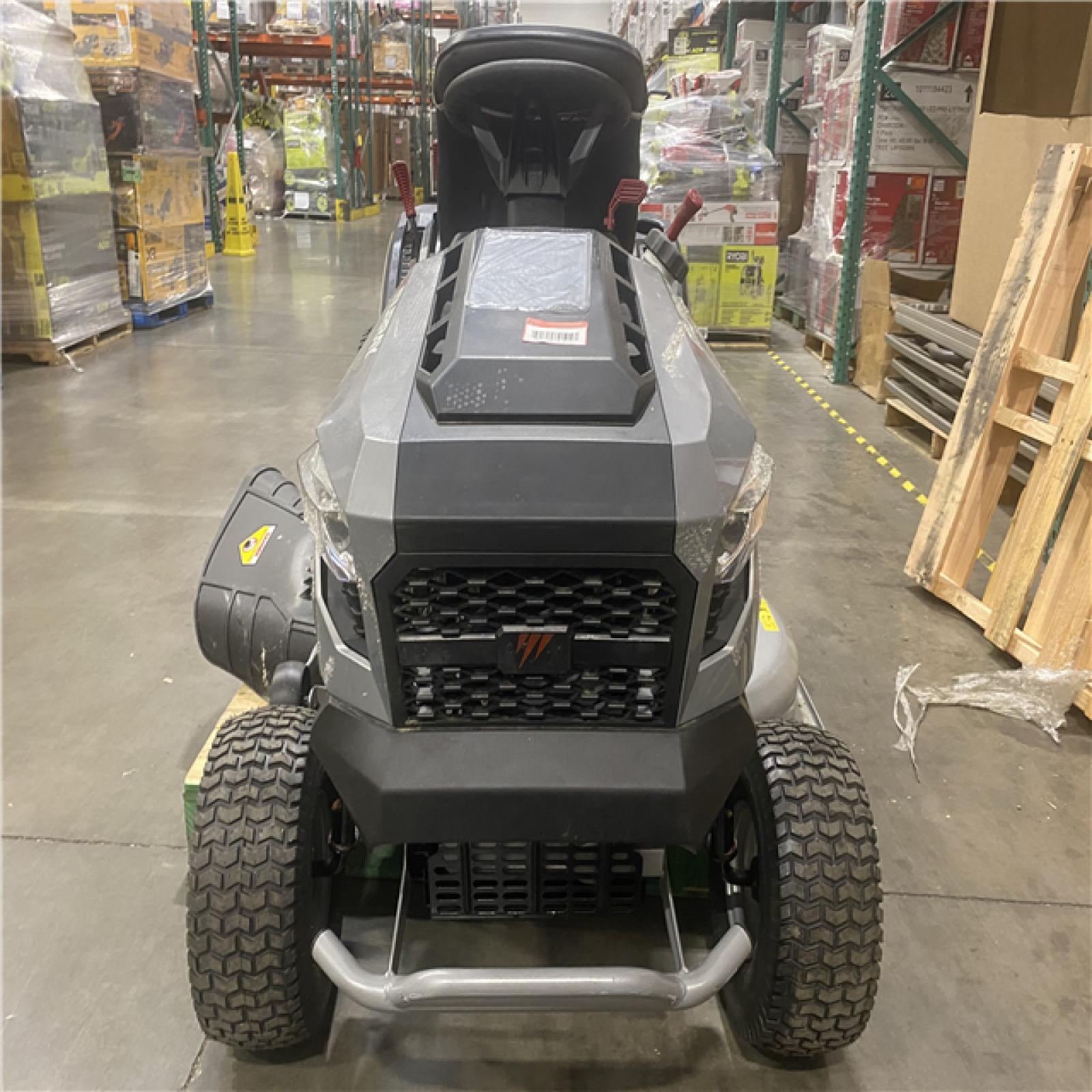 Dallas Location - As-Is Murray MT200 42 in. 19.0 HP 540cc Gas Riding Lawn Tractor Mower