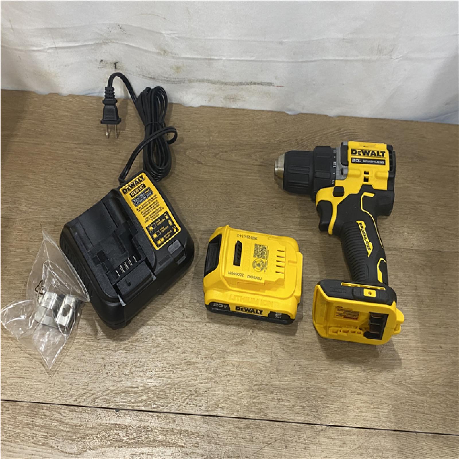 AS-IS DEWALT Atomic 20V Lithium-Ion Cordless Compact 1/2 in. Drill/Driver Kit