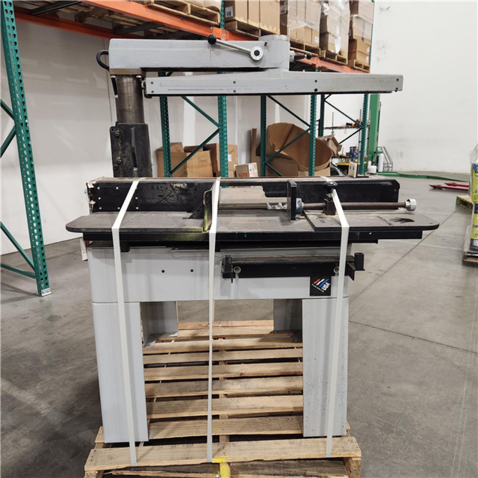 Dallas Location - As-Is Delta 12-1/2 in. Mini- Wood Lathe -V460