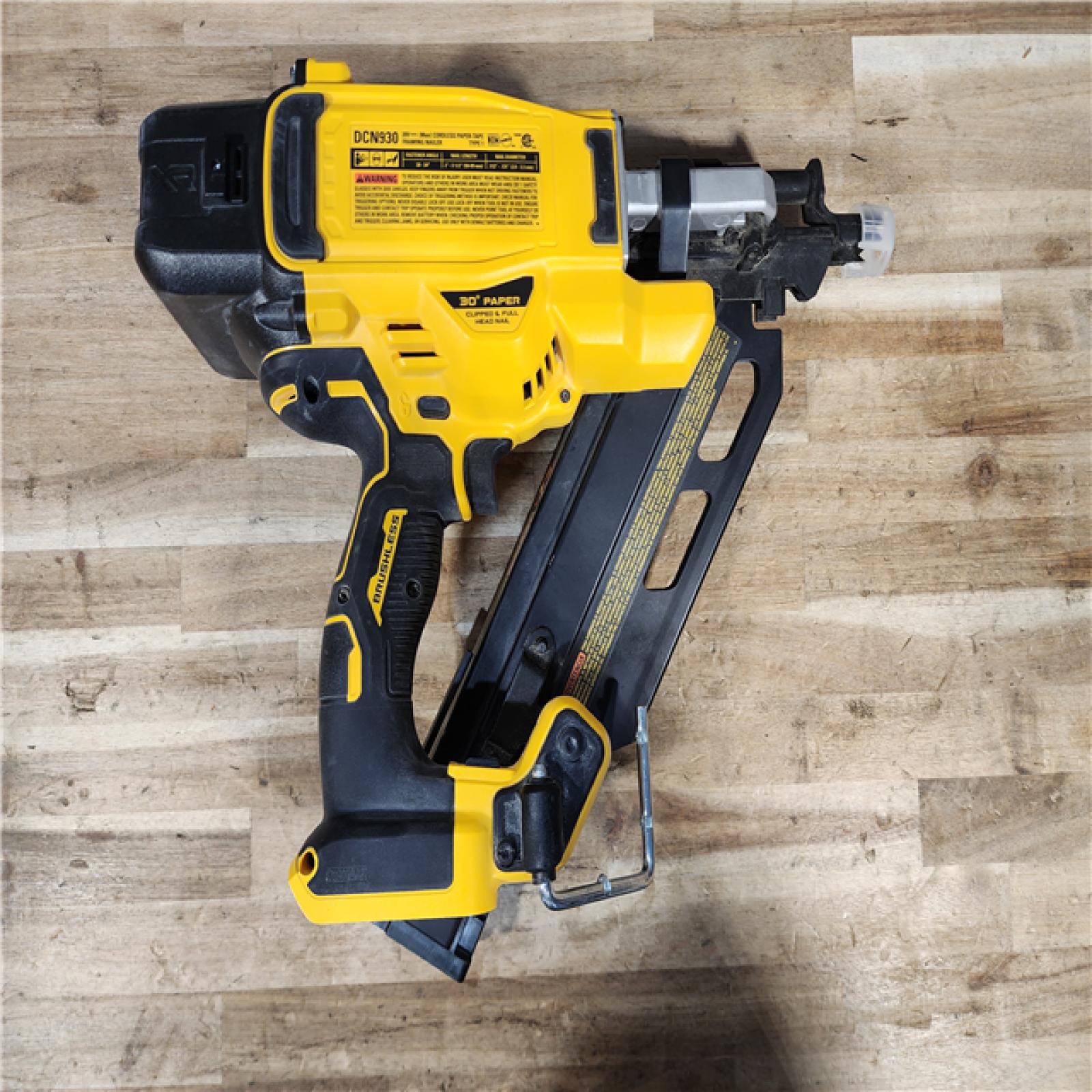 HOUSTON LOCATION - AS-IS DEWALT 20V 30 Degree Cordless Framing Nailer (Tool-Only)