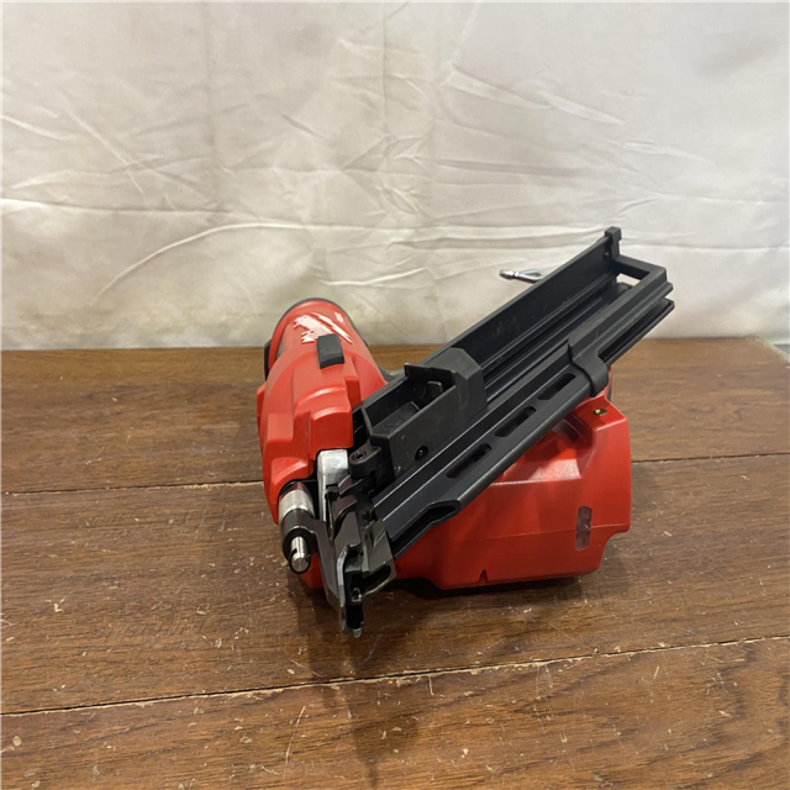 AS-IS Milwaukee 2744-20 M18 FUEL 21-Degree Cordless Framing Nailer (Tool Only)