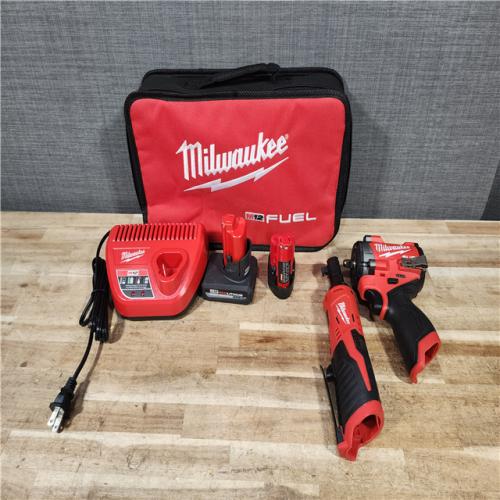 HOUSTON LOCATION - AS - IS Milwaukee 2 Tool Combo Kit W/ (2) Battery & Charger
