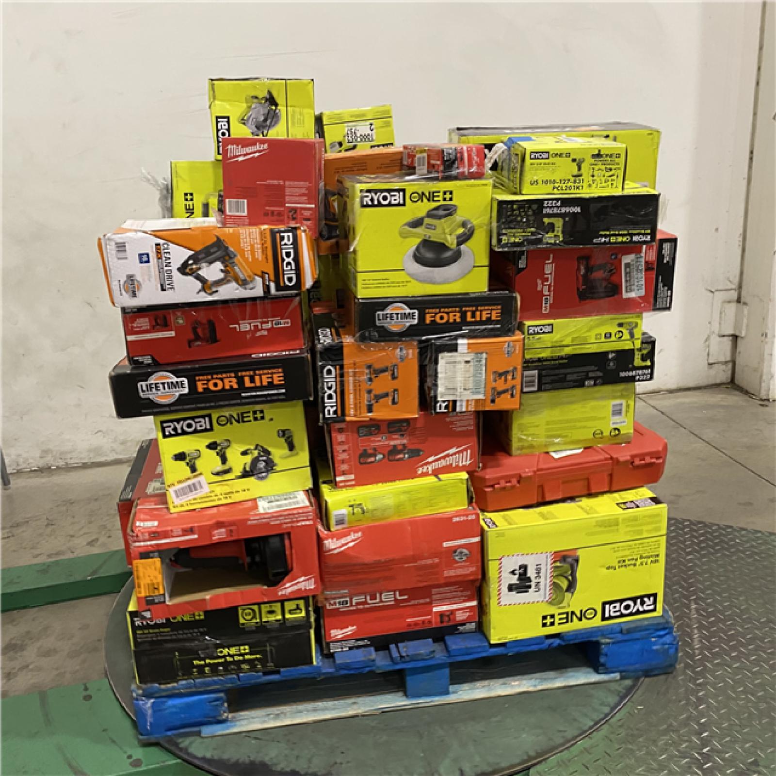 Dallas Location - As-Is Tool Pallet