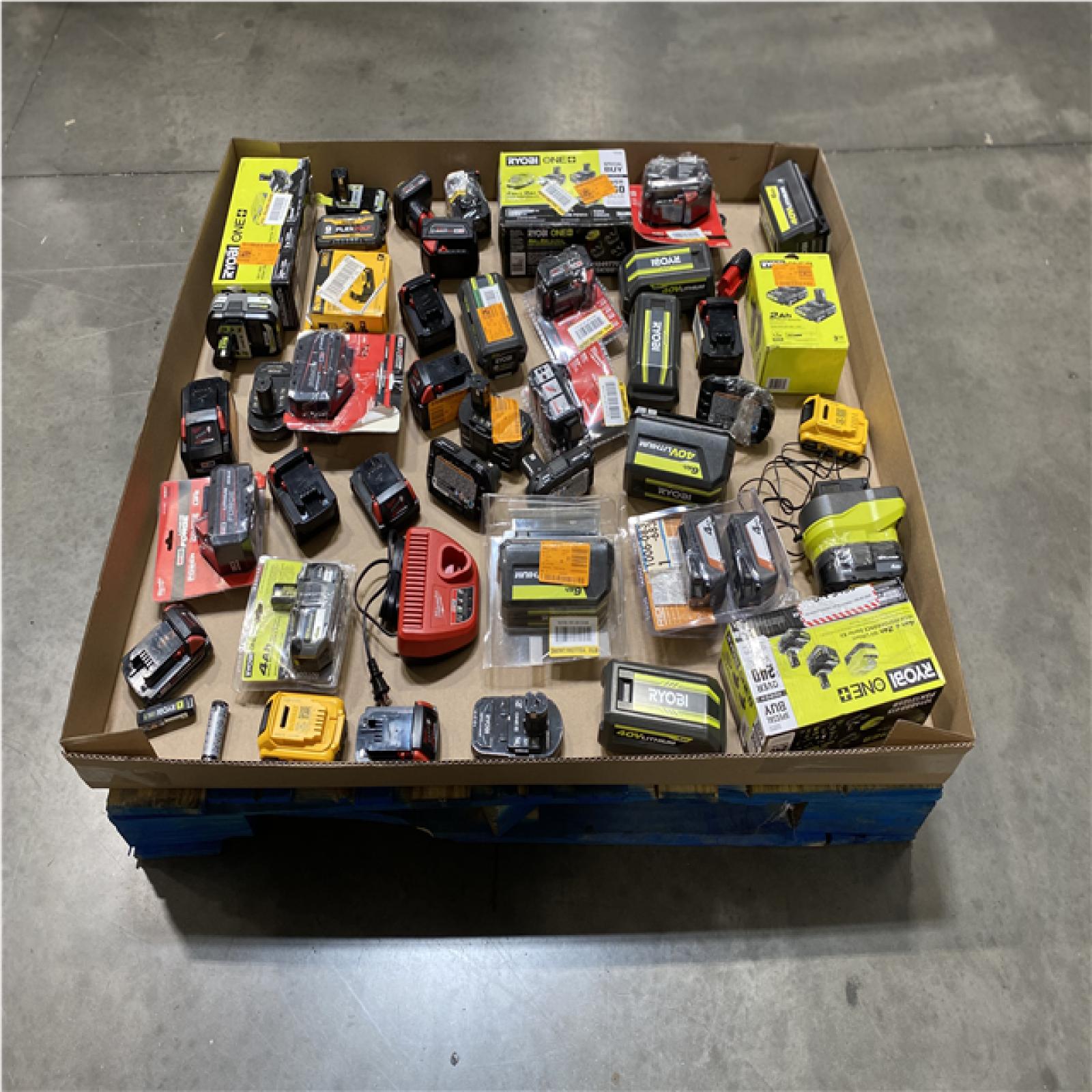 DALLAS LOCATION- AS-IS MIXED BATTERY PALLET