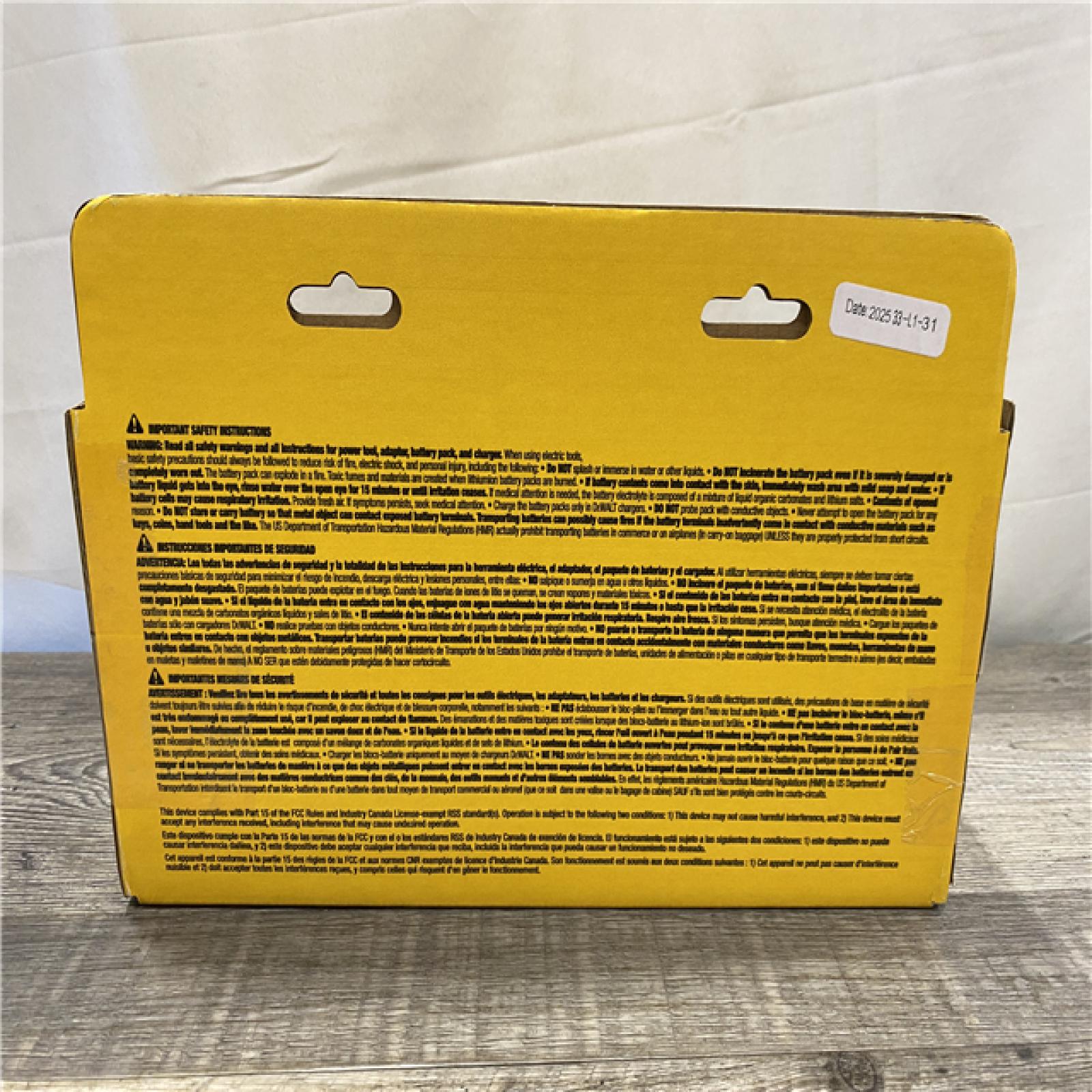 NEW - DEWALT 20V MAX Lithium-Ion Battery Kit with 5.0Ah and 2.0Ah Battery and Charger