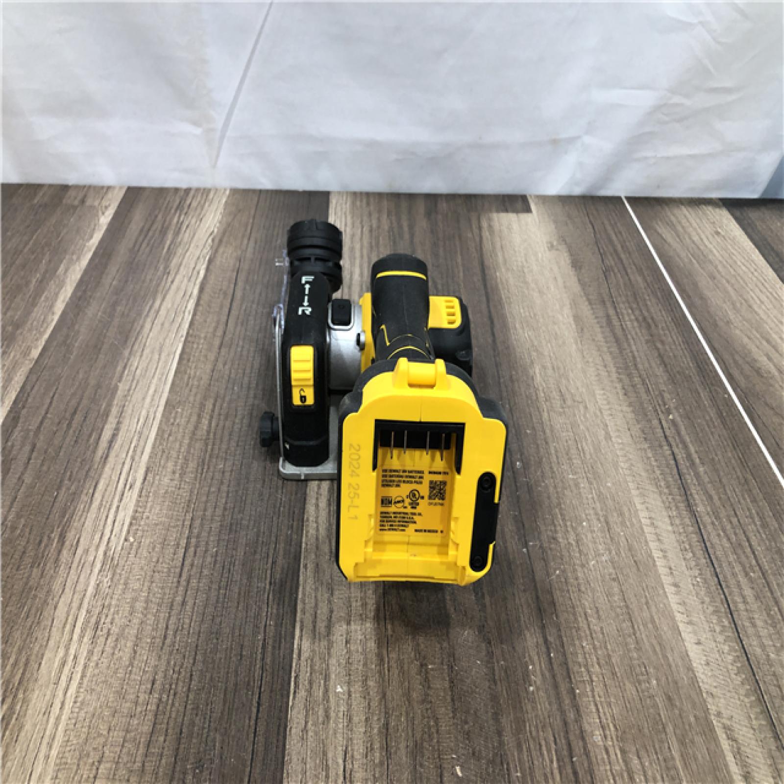 AS-IS DEWALT 20V XR Cordless 3 in. Cut-Off Tool (Tool Only)