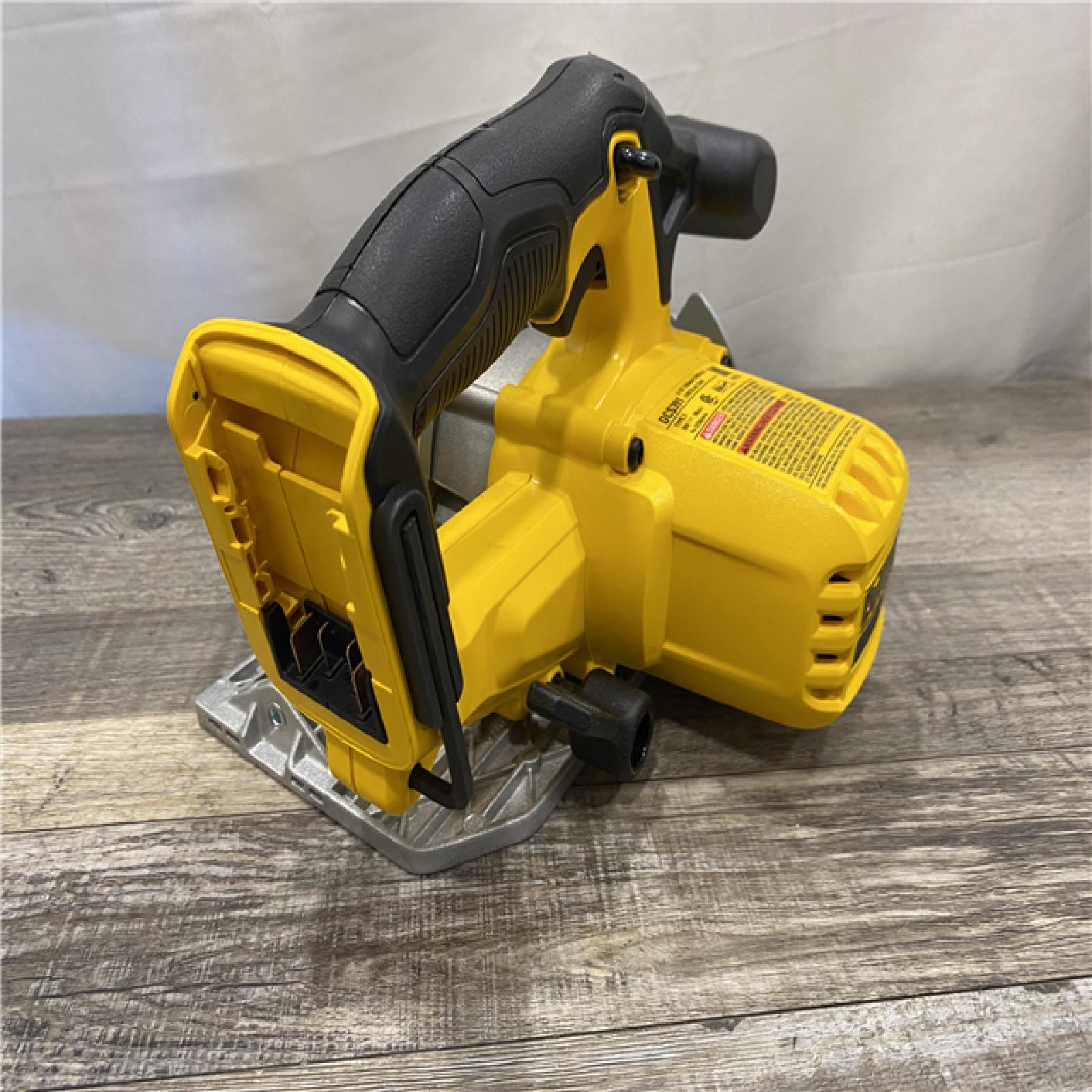 AS-IS DEWALT 20-Volt MAX Lithium-Ion Cordless 6-1/2 in. Circular Saw (Tool-Only)