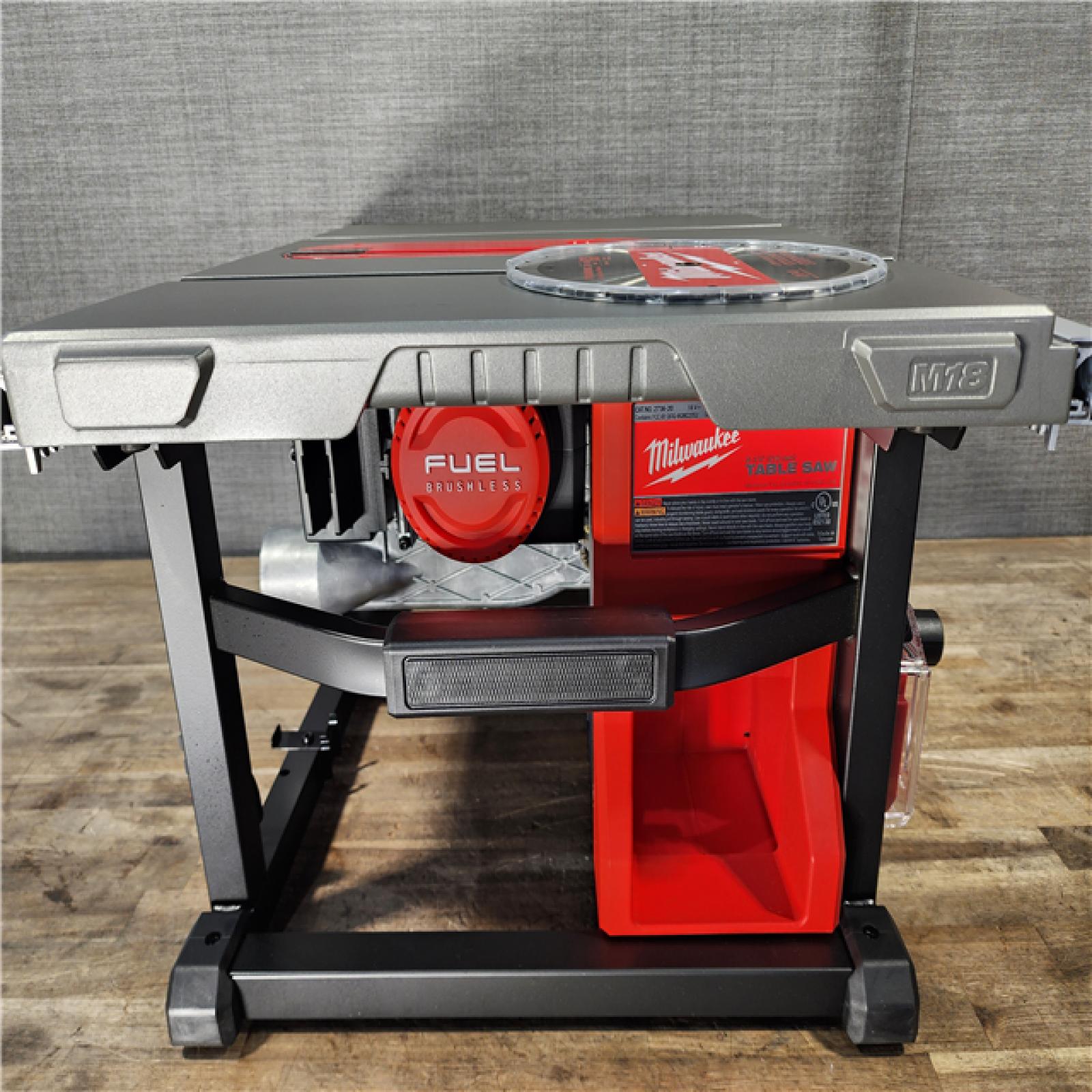 HOUSTON LOCATION - AS-IS (APPEARS LIKE NEW) Milwaukee M18 FUEL ONE-KEY 18-Volt Lithium-Ion Brushless Cordless 8-1/4 in. Table Saw (Tool-Only)