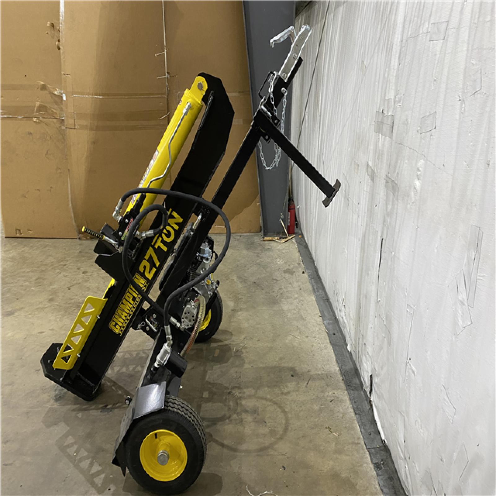 Houston Location AS IS - Champion 27 Ton Log Splitter