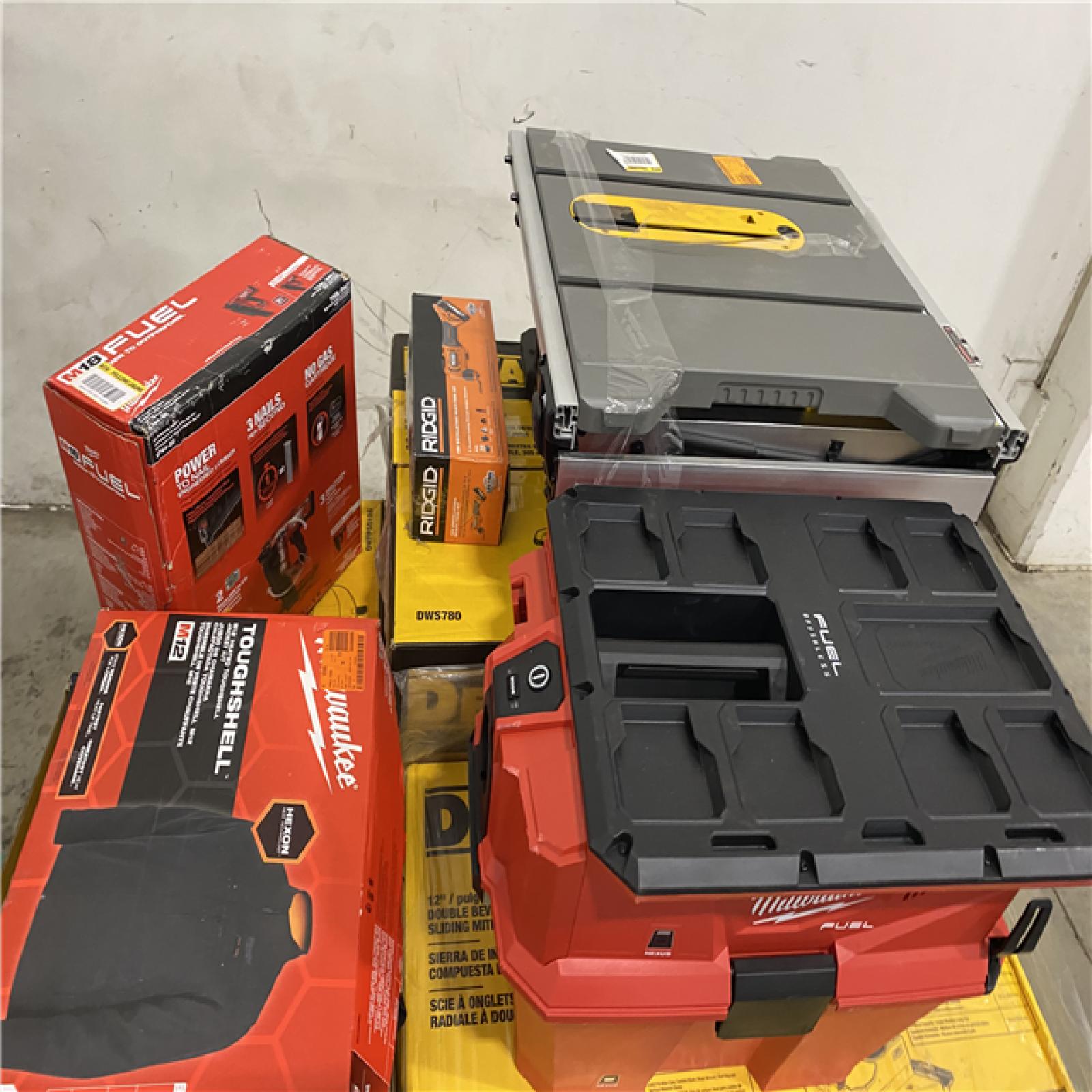 DALLAS LOCATION - AS-IS TOOL PALLET