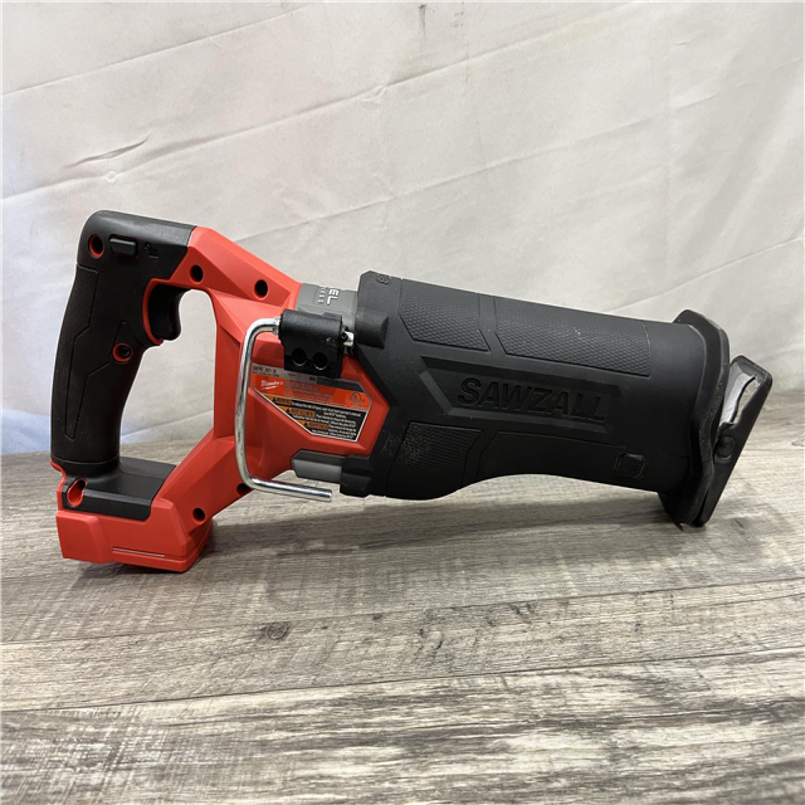 AS-IS Milwaukee FUEL GEN-2 18V Lithium-Ion Brushless Cordless SAWZALL Reciprocating Saw (Tool-Only)
