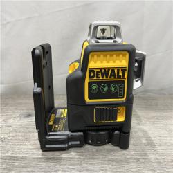 AS-IS DEWALT 12V MAX Lithium-Ion 100 ft. Green Self-Leveling 3-Beam 360 Degree Laser Level Kit