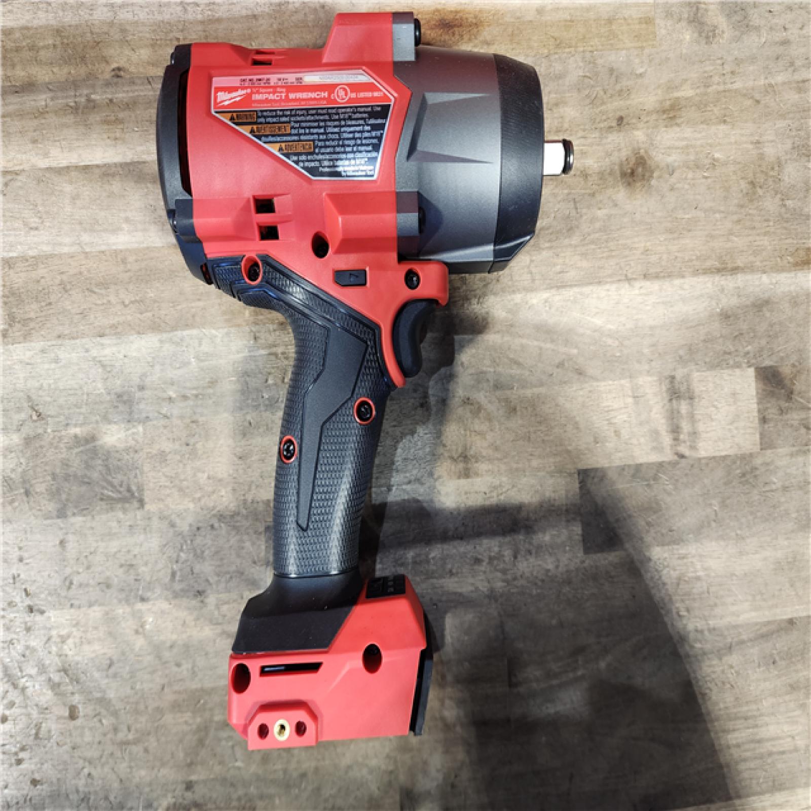 HOUSTON LOCATION - AS-IS (APPEARS LIKE NEW) Milwaukee M18 1/2 in. Cordless Brushless High Torque Impact Wrench Kit (Battery & Charger)