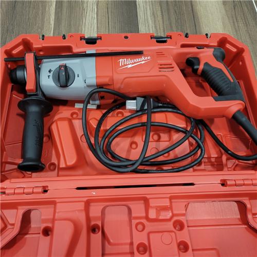 AS-IS Milwaukee 1 in. SDS Plus D-Handle Rotary Handle w/ Case