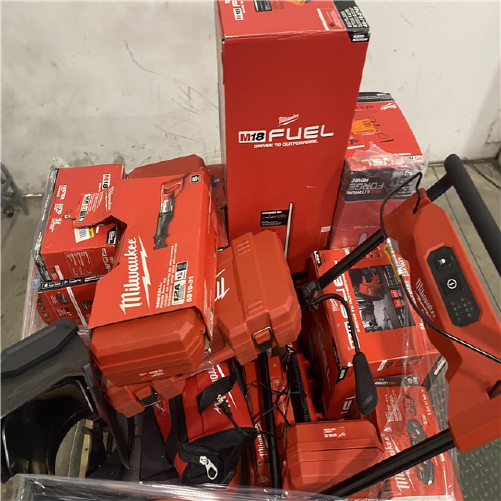 Dallas Location - As-Is MILWAUKEE Tool Pallet