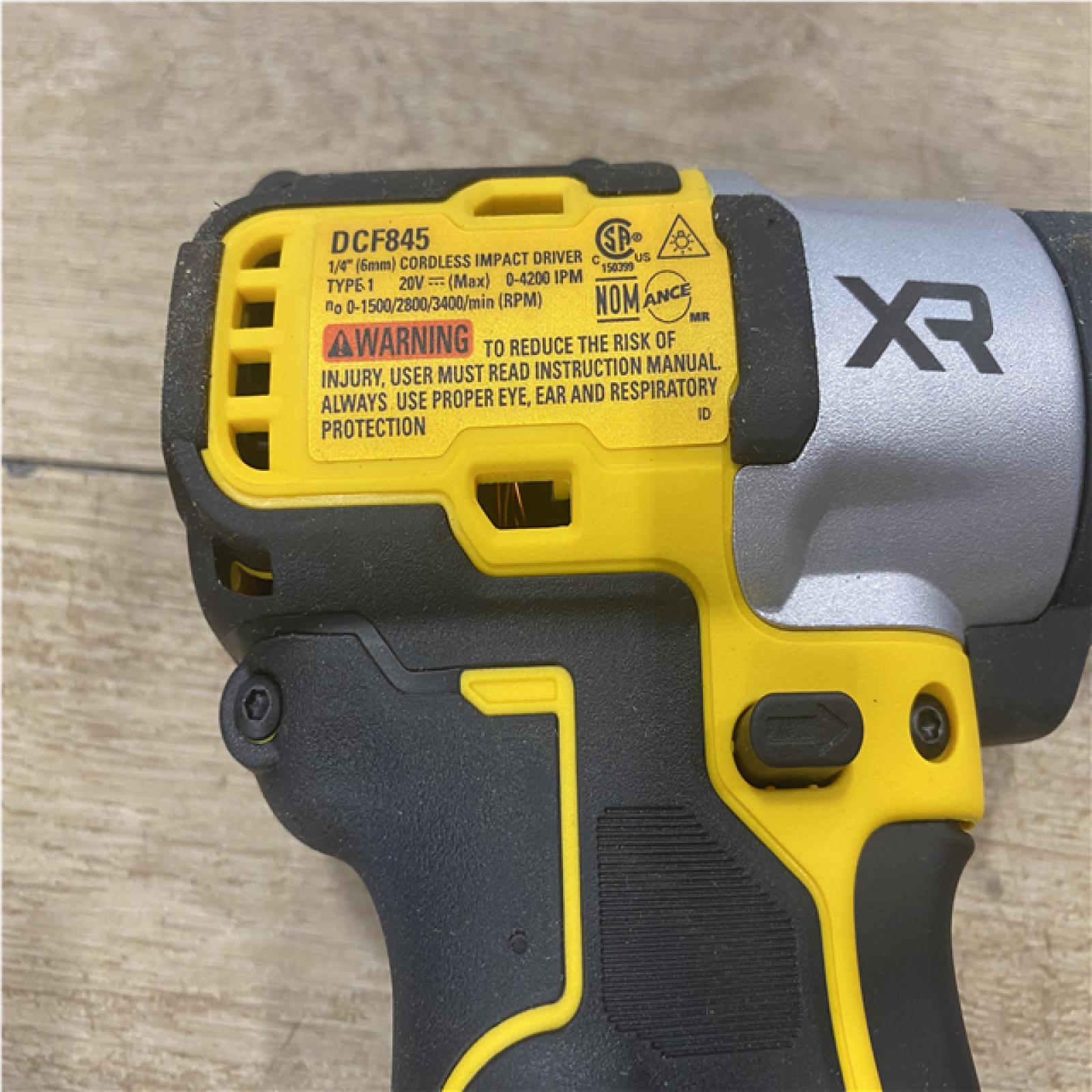AS-IS DEWALT 20-Volt Maximum XR Cordless Brushless 1/4 in. 3-Speed Impact Driver (Tool-Only)