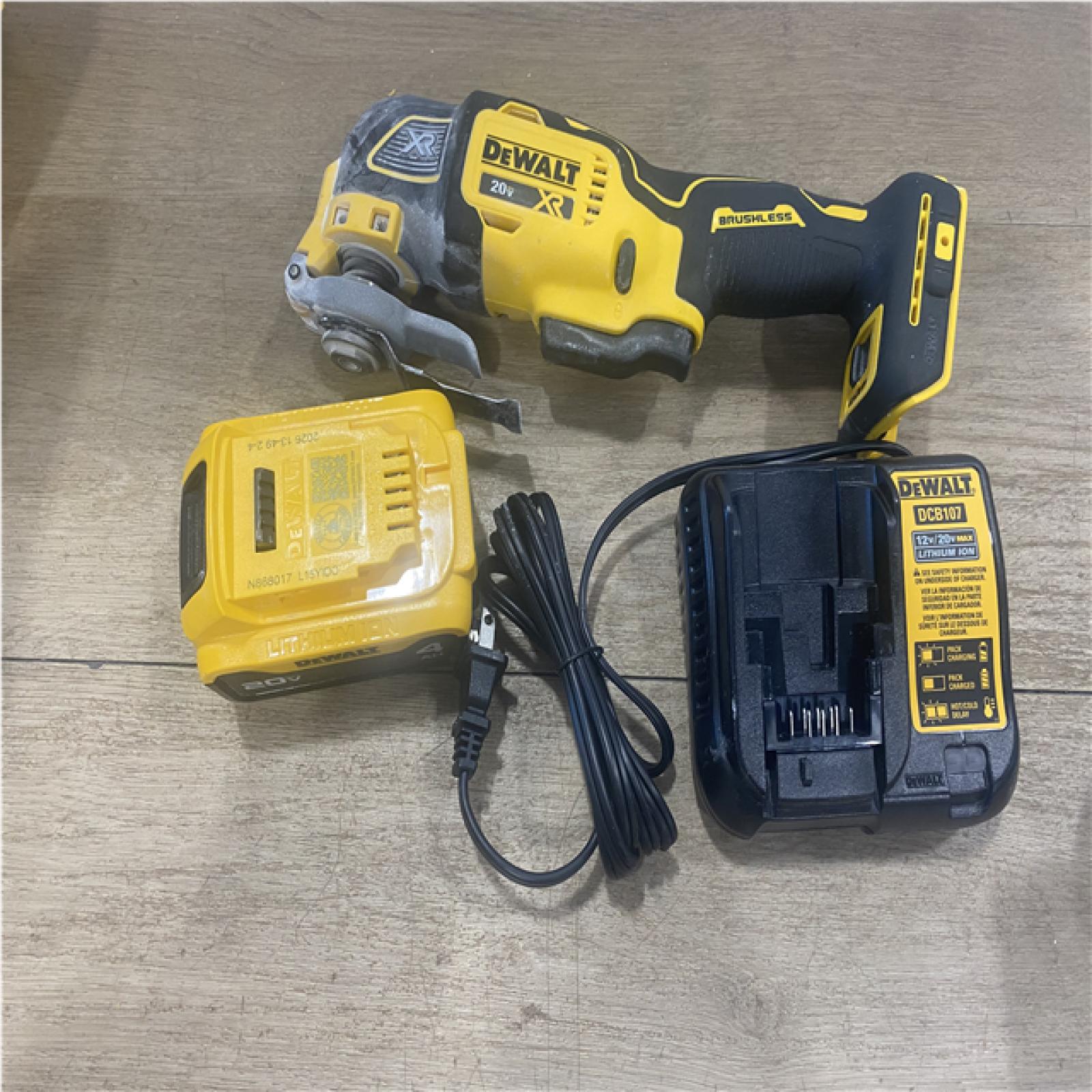 as-is DEWALT Brushless 3-Speed Oscillating Multi-Tool Kit 20V MAX
