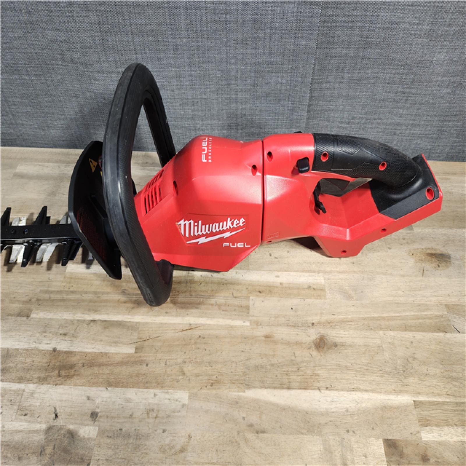 HOUSTON LOCATION - AS-IS M18 FUEL 18-Volt 24 in. Brushless Cordless Battery Powered Hedge Trimmer (Tool-Only)