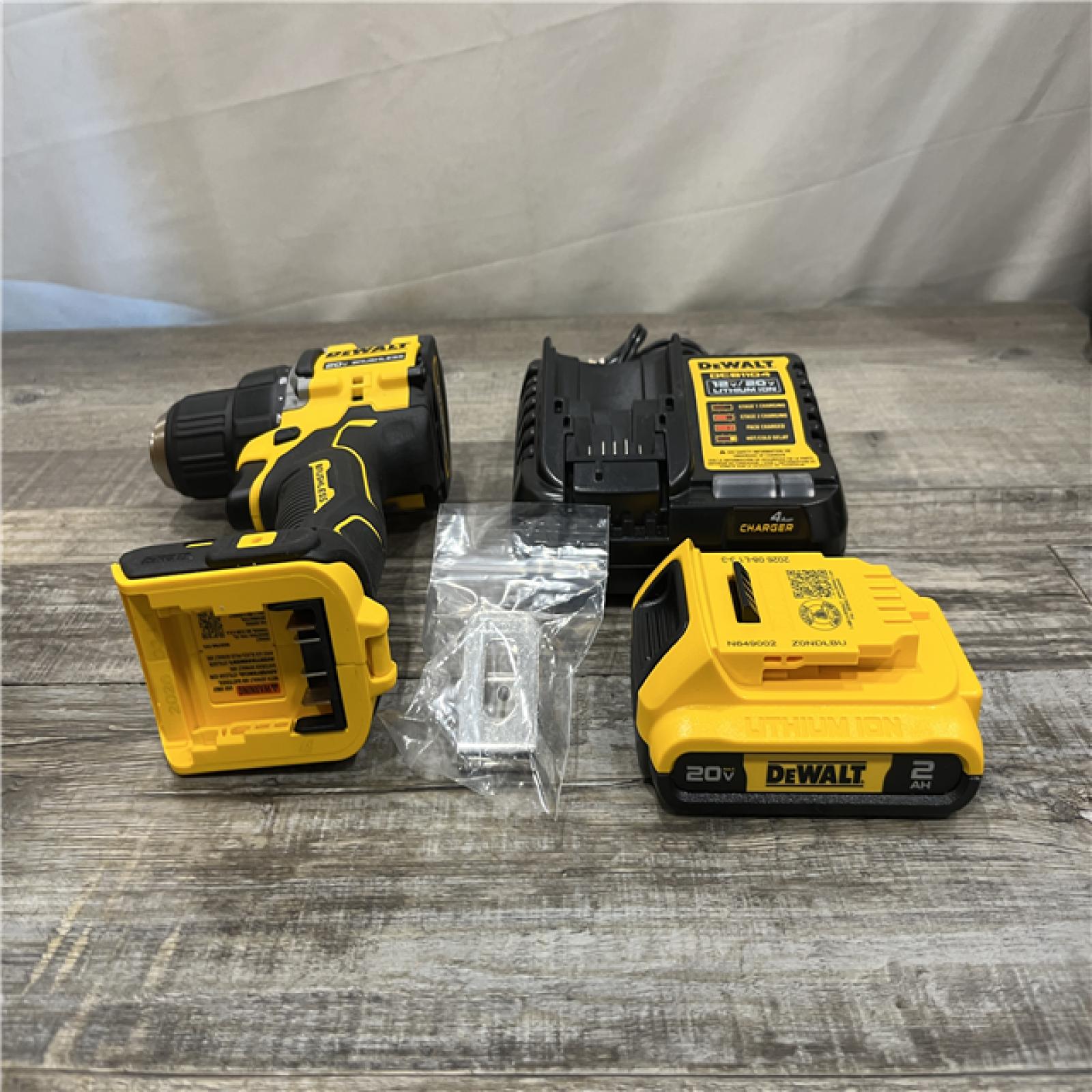 AS-IS DEWALT Atomic 20V Lithium-Ion Cordless Compact 1/2 in. Drill/Driver Kit