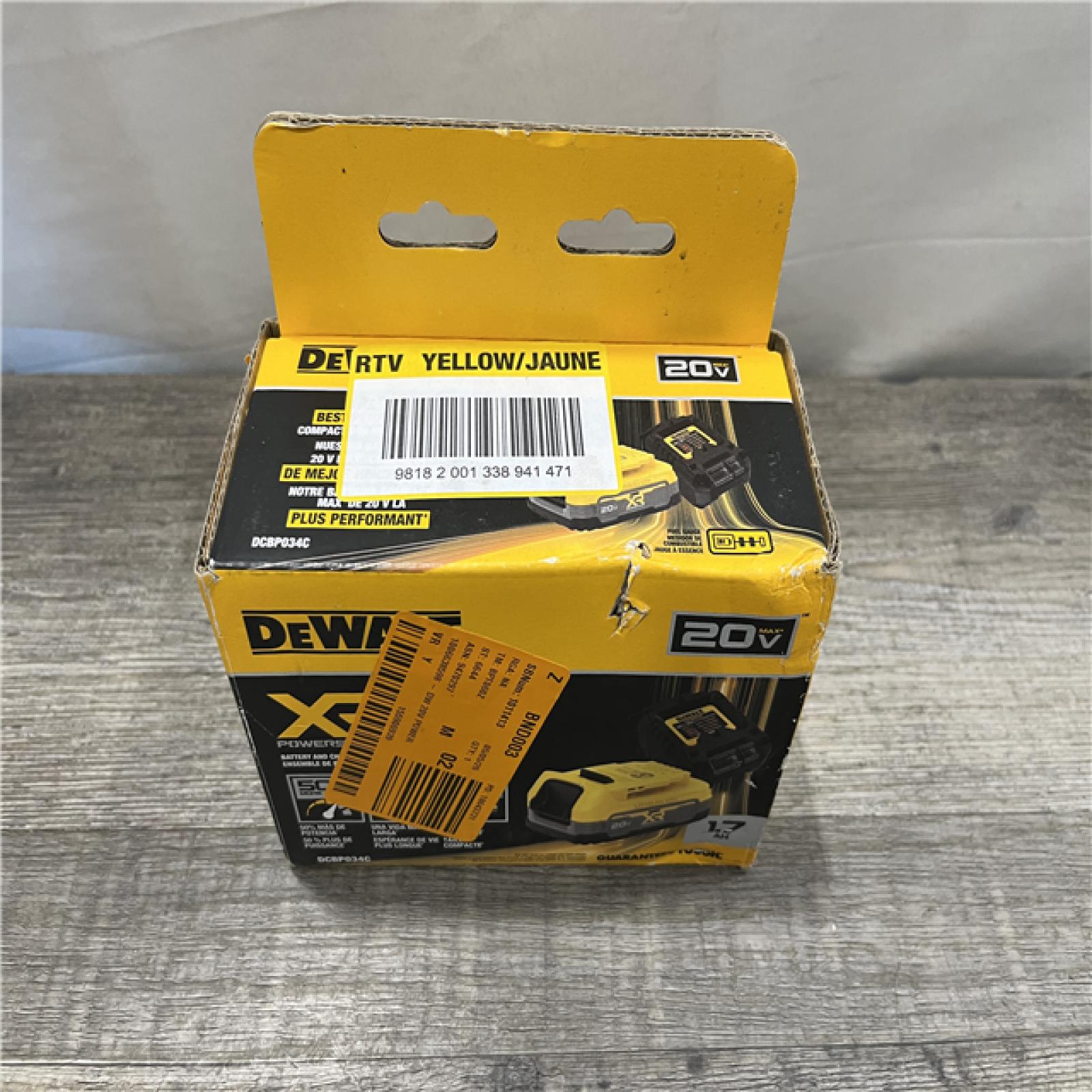 NEW - DEWALT 20V MAX XR POWERSTACK Lithium-Ion Battery Starter Kit with 1.7Ah Battery and Charger