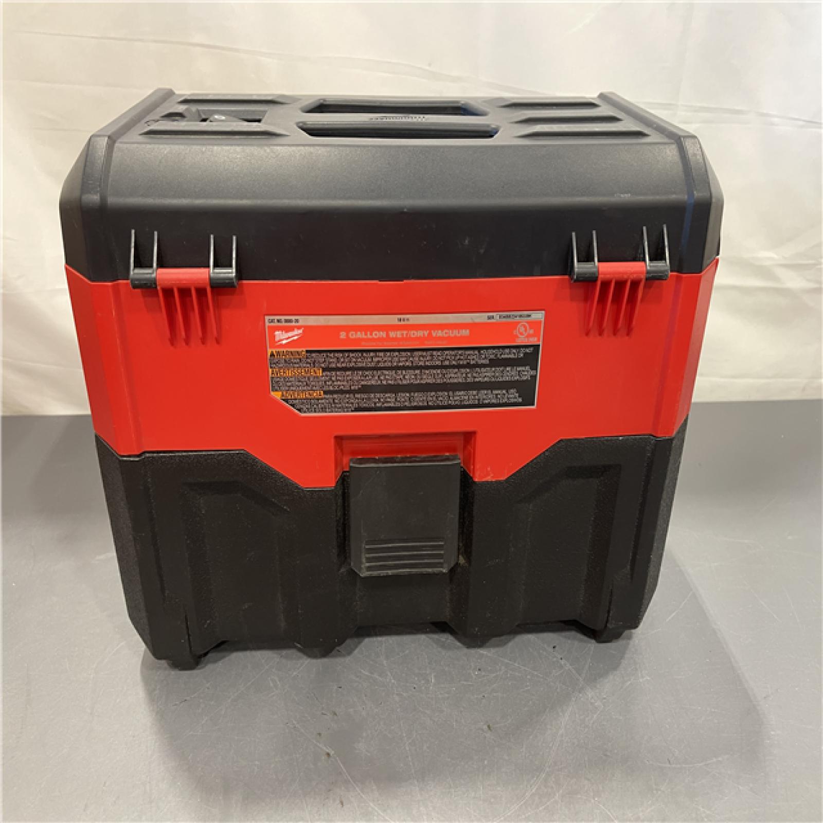 AS-IS - Milwaukee M18 Vacuum 2Gal 6  Hose Access Bare Tool
