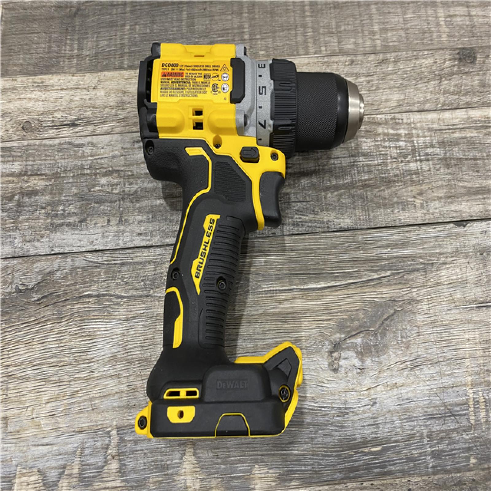 AS-IS DEWALT 20V MAX Lithium-Ion Cordless Brushless 1/2 in. Drill Driver Kit