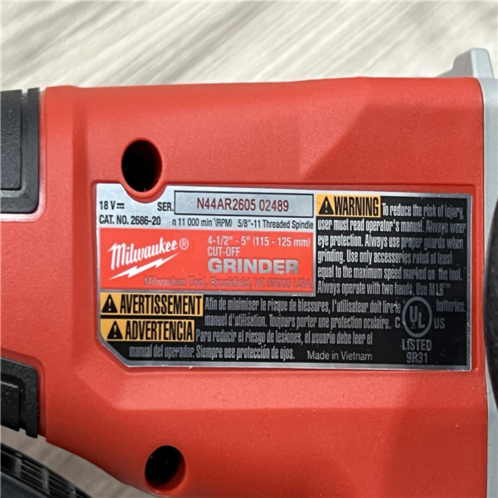 AS-IS Milwaukee M18 18V Lithium-Ion Cordless Combo Kit (8-Tool) with (3) Batteries  Charger and Tool Bag