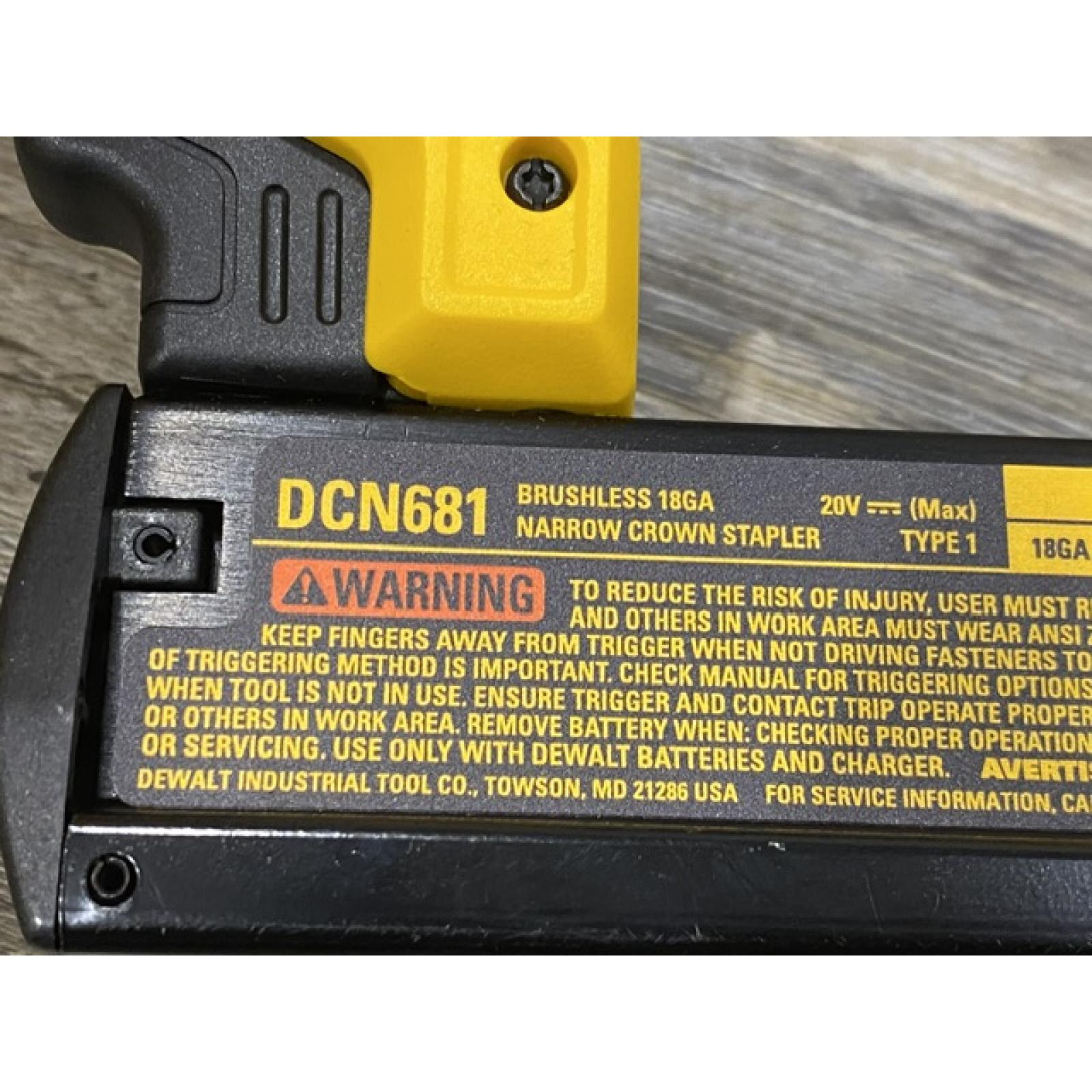 AS-IS DEWALT 20V MAX XR Lithium-Ion Cordless 18-Gauge Narrow Crown Stapler Kit