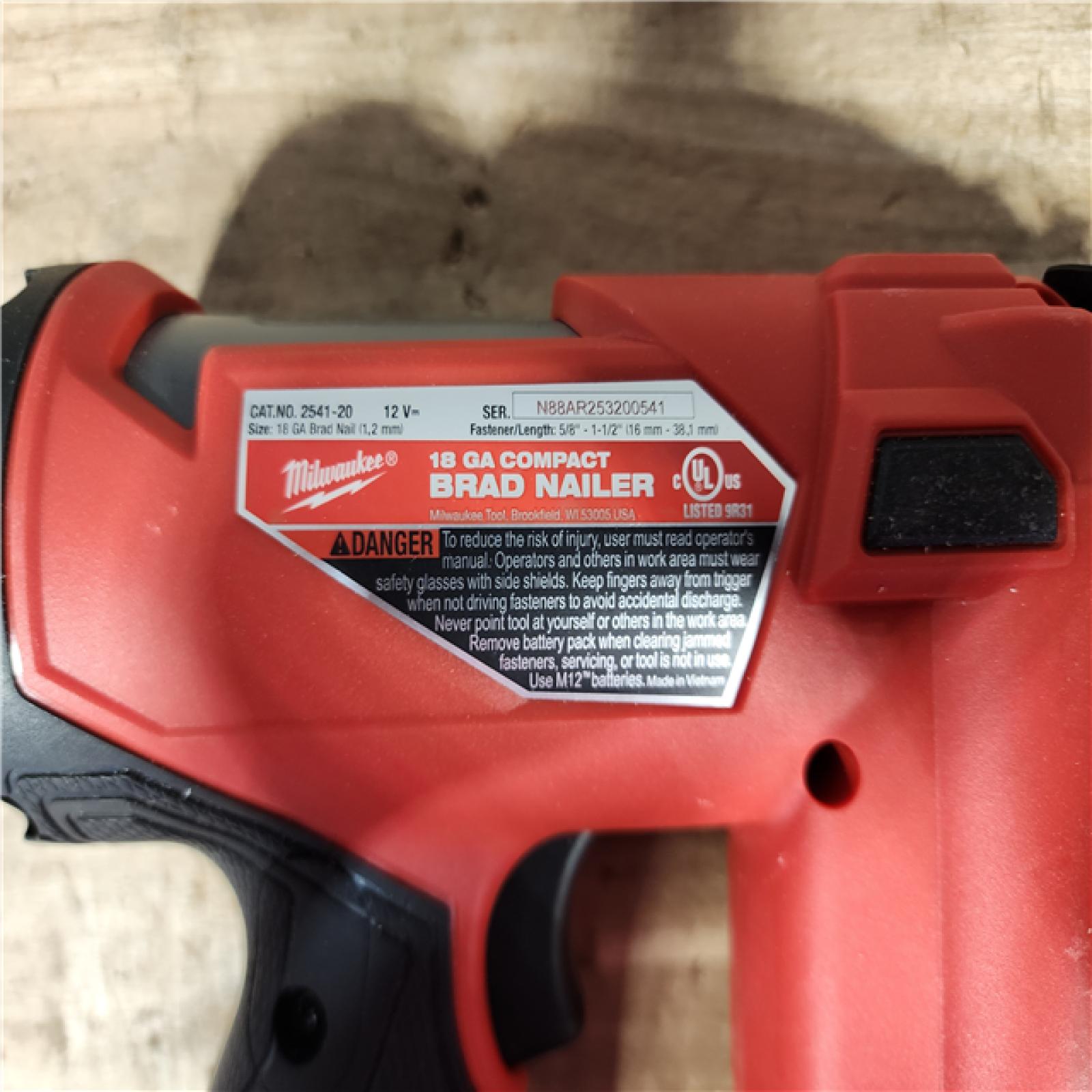 HOUSTON LOCATION - AS - IS Milwaukee FUEL 12-Volt Lithium-Ion Brushless Cordless 18-Gauge 1-1/2 in. Compact Brad Nailer (Tool Only)