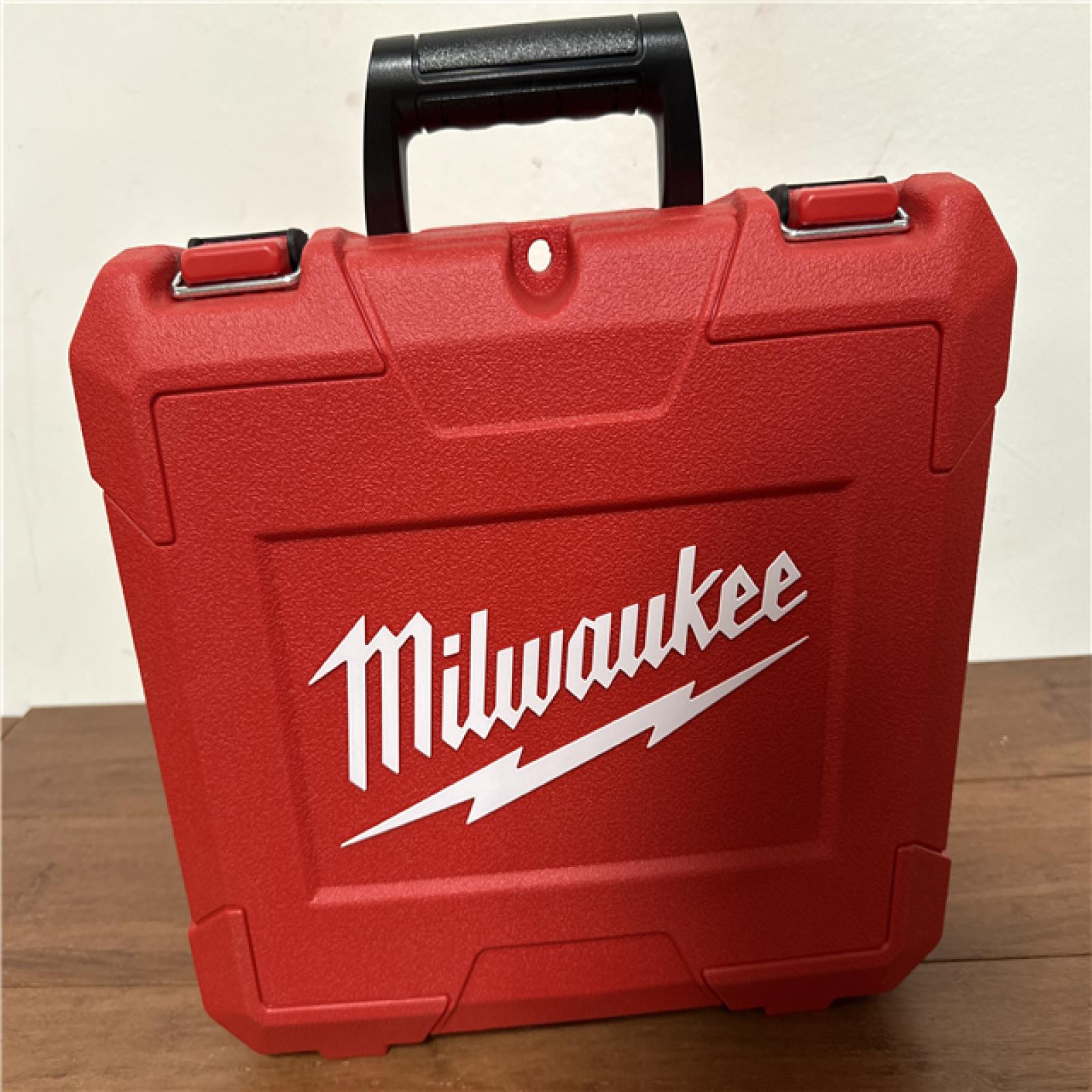 California AS-IS Milwaukee M12 PEX Expander Kit, includes (2) Batteries, Charger & Hard Case