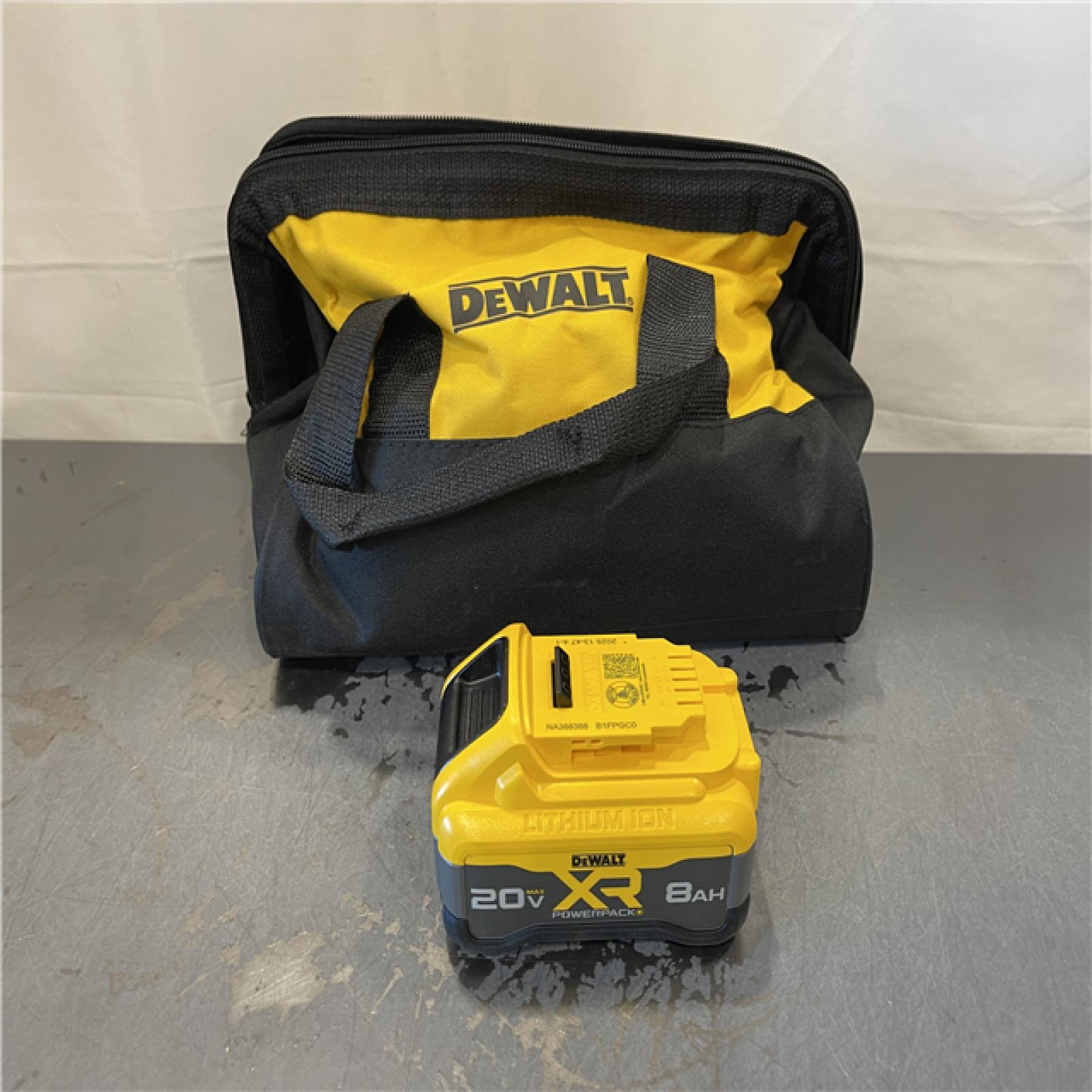 AS-IS - DeWalt 20V MAX XR POWER-Pack Lithium-Ion 8.0Ah Battery